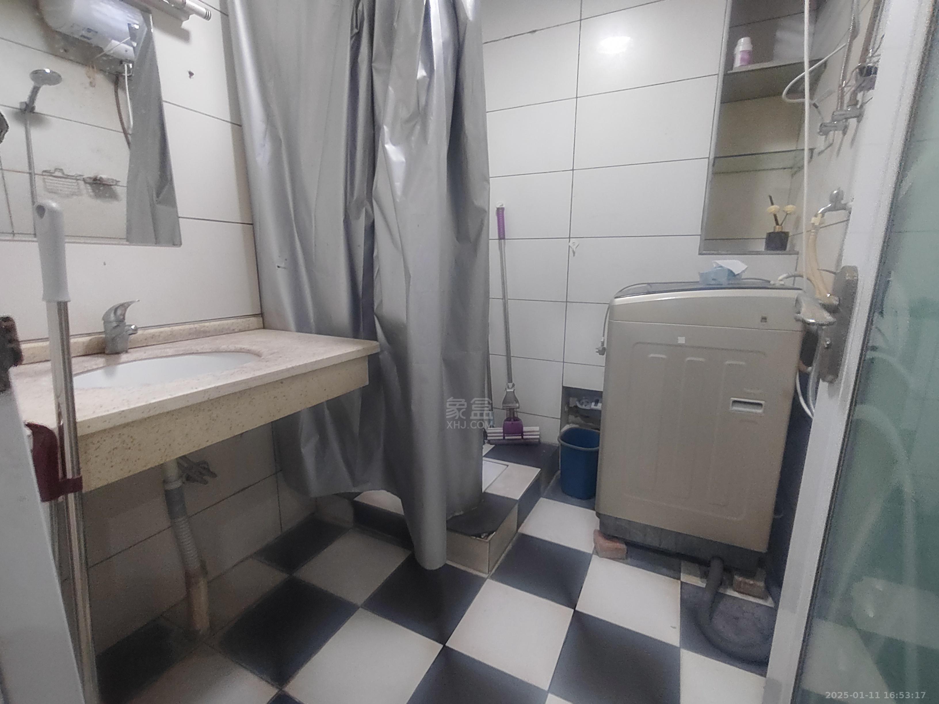 时尚新天地(平和堂) 2室1厅1卫 1600.0元/月 时尚新天地(平和堂) 2室1厅1卫 1600.0元/月室内图