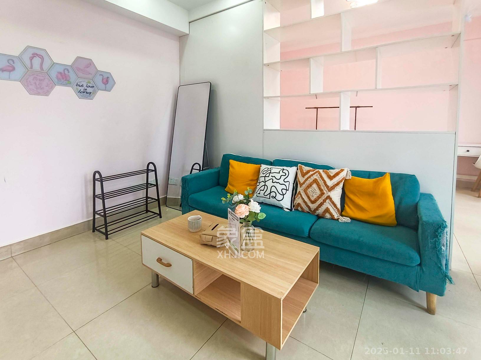 鸿盛大厦 1室1厅1卫 2400.0元/月 鸿盛大厦 1室1厅1卫 2400.0元/月室内图