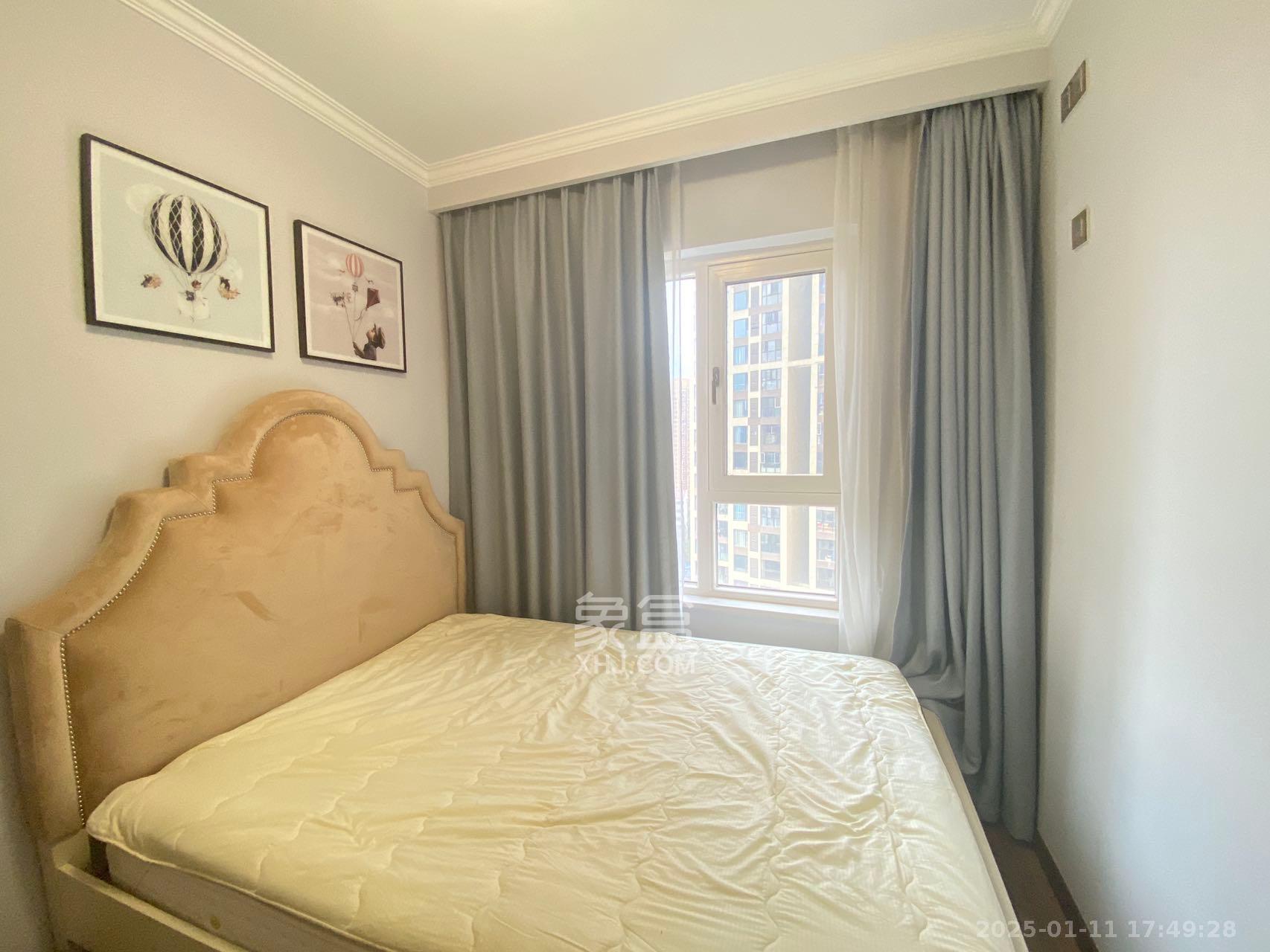 卓越蔚蓝城邦 3室2厅2卫 2600.0元/月 卓越蔚蓝城邦 3室2厅2卫 2600.0元/月室内图