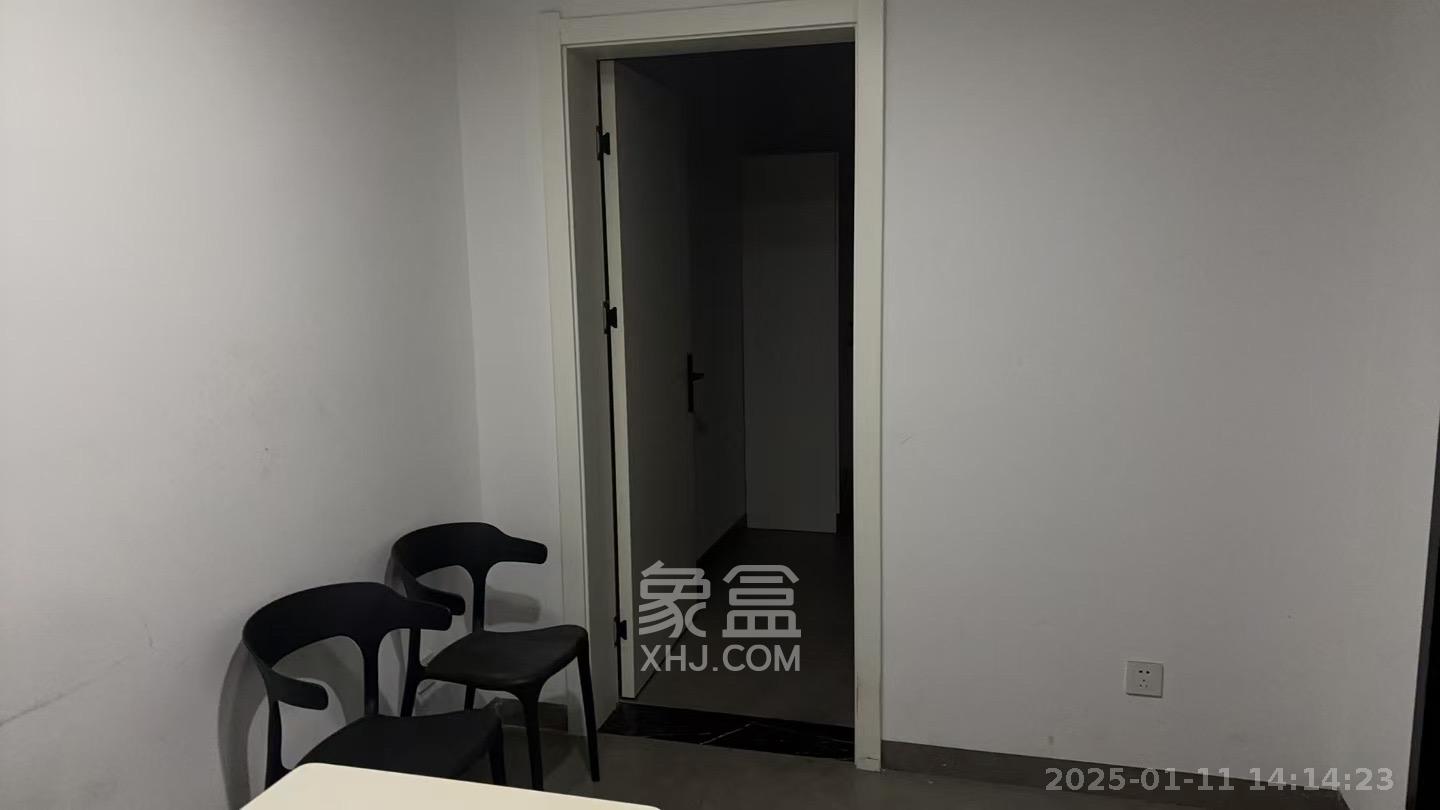 山水新城 2室1厅1卫 1800.0元/月 山水新城 2室1厅1卫 1800.0元/月室内图