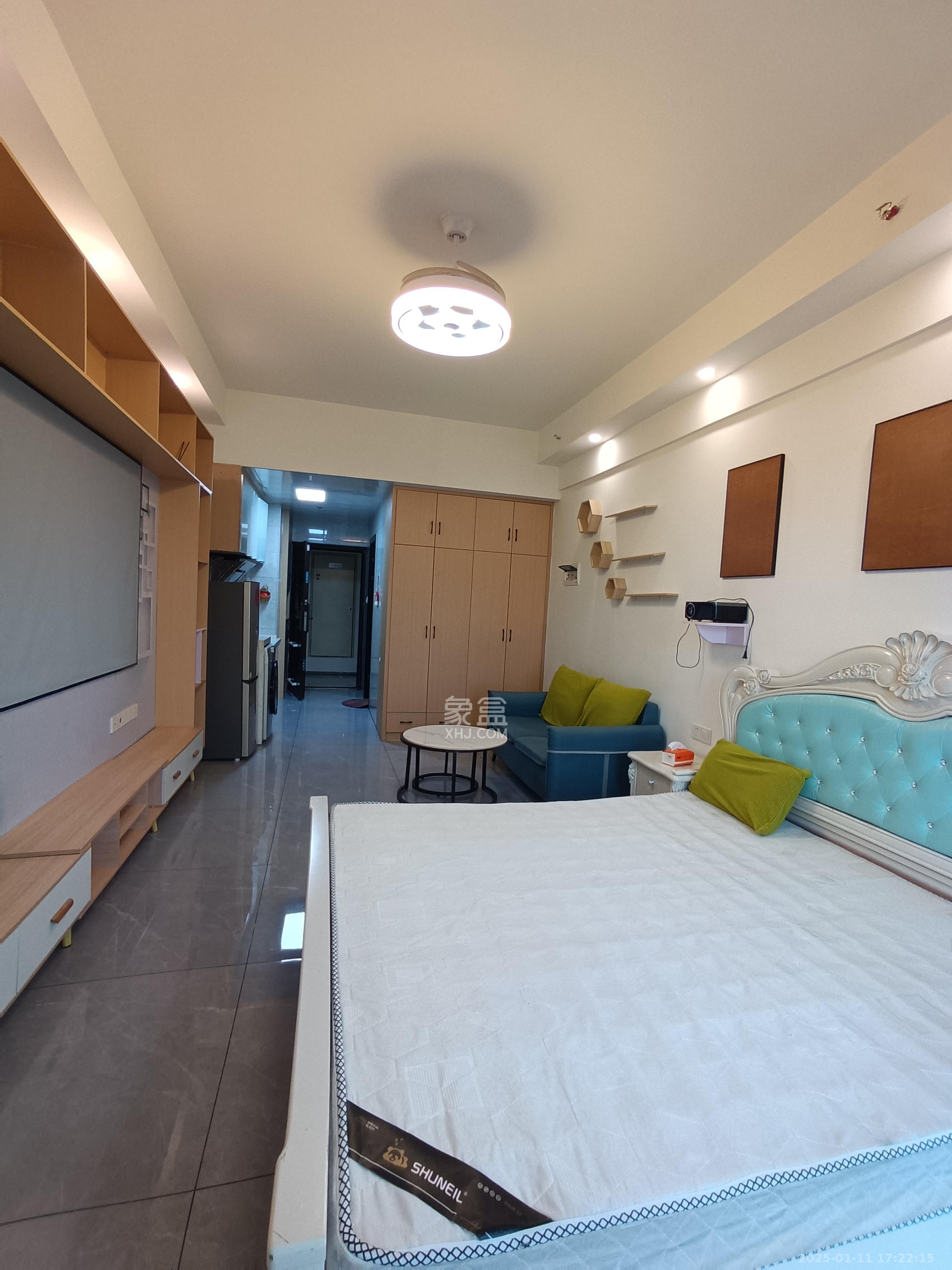 万润时光里 1室1厅1卫 1800.0元/月 万润时光里 1室1厅1卫 1800.0元/月室内图