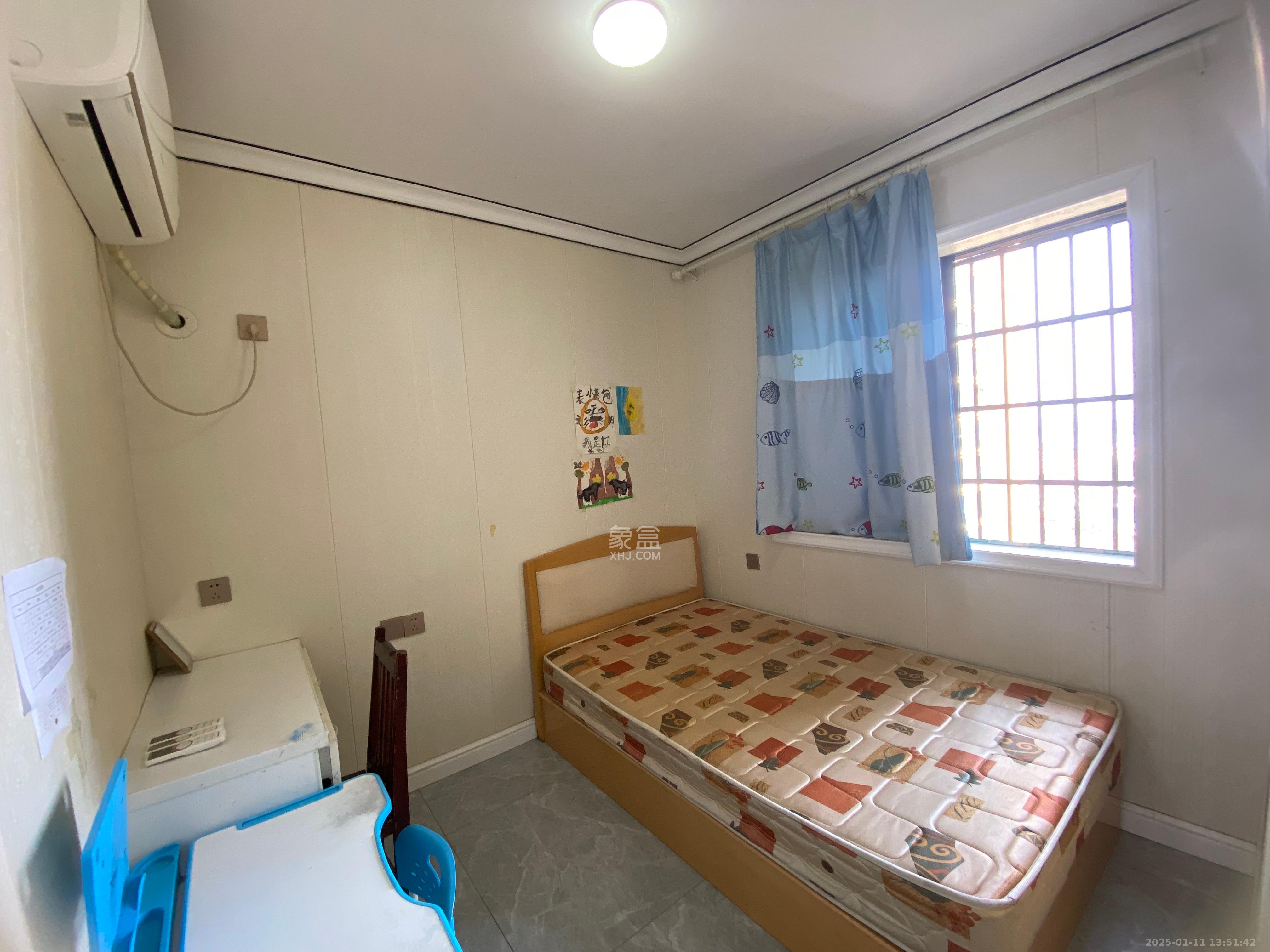 洋湖春园 3室1厅2卫 2300.0元/月 洋湖春园 3室1厅2卫 2300.0元/月室内图