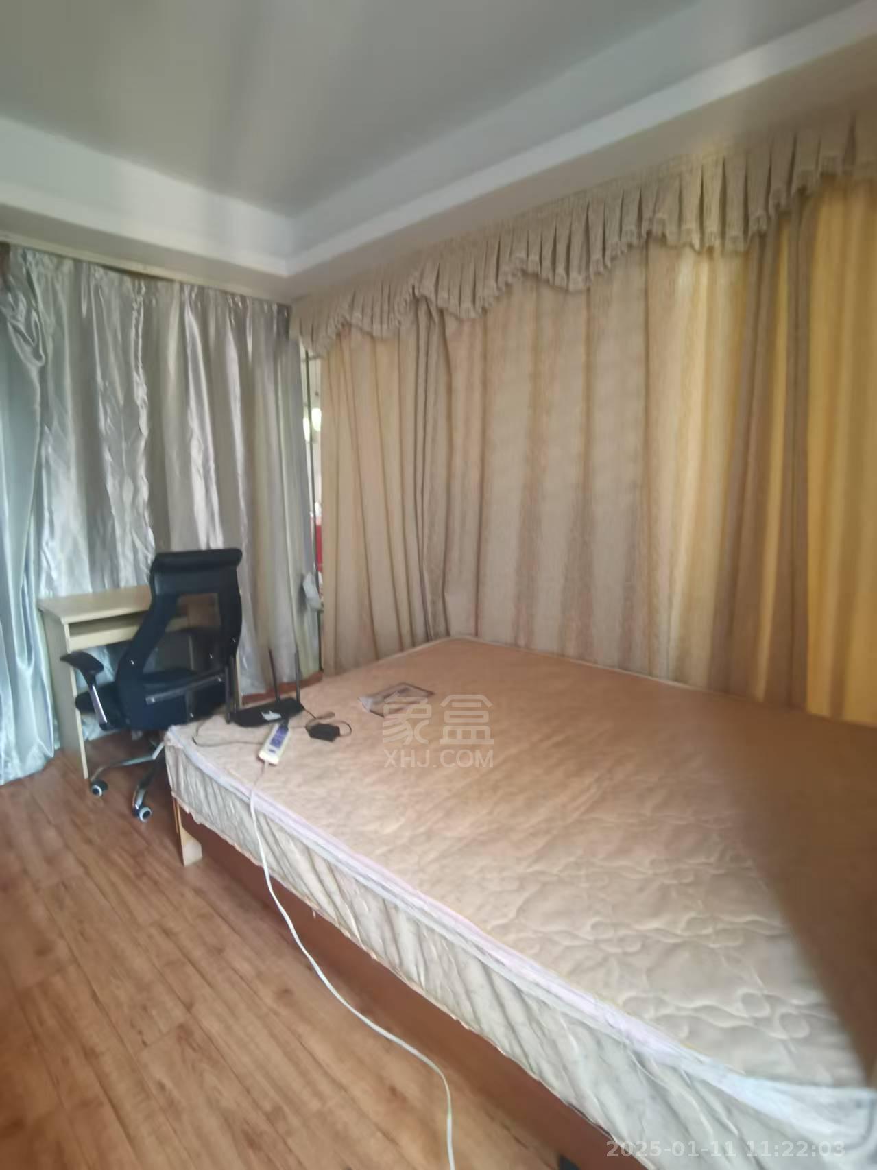 庐山恋 3室2厅2卫 1800.0元/月 庐山恋 3室2厅2卫 1800.0元/月室内图