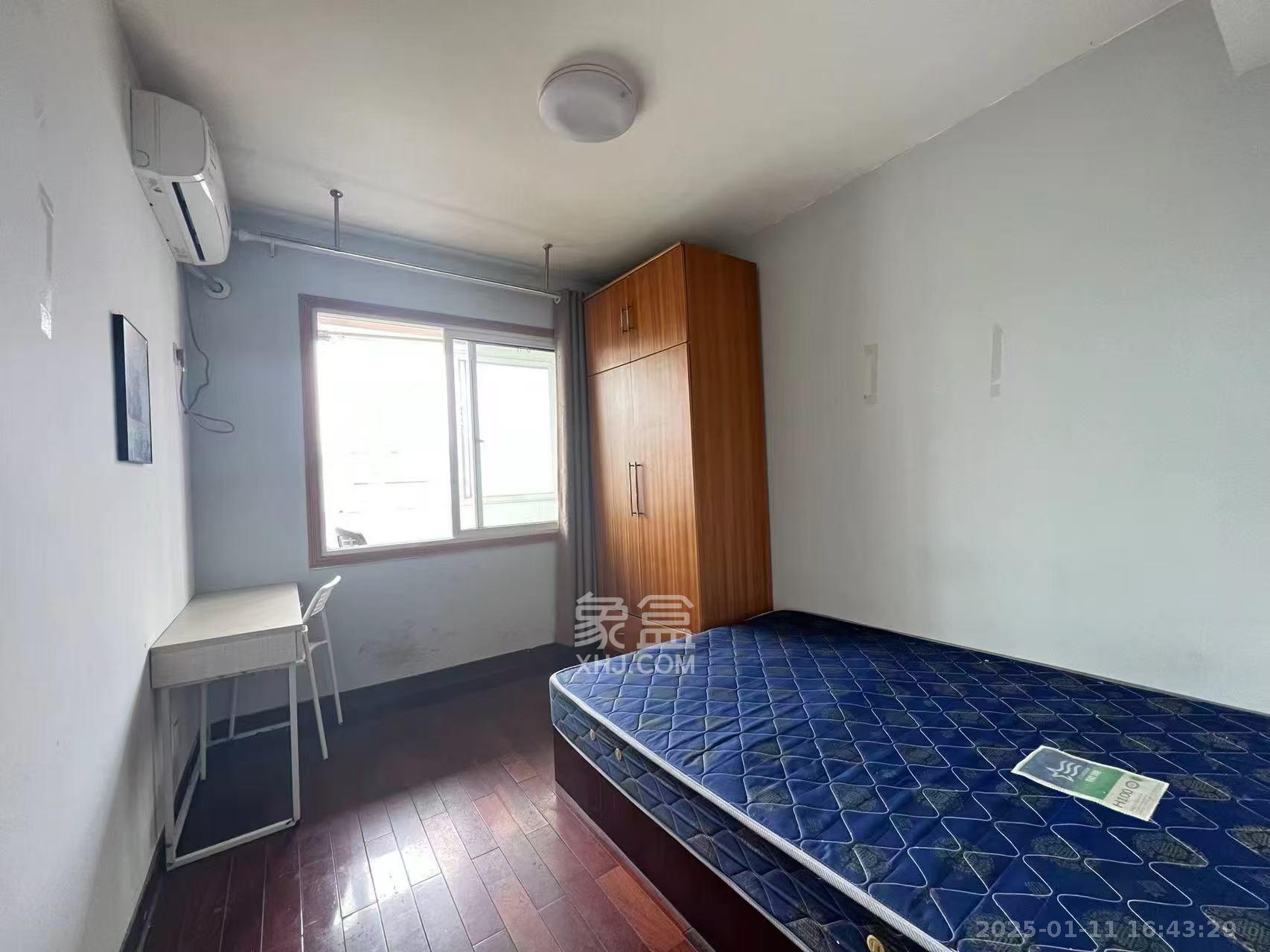 海利宿舍 1室2厅1卫 3100.0元/月 海利宿舍 1室2厅1卫 3100.0元/月室内图