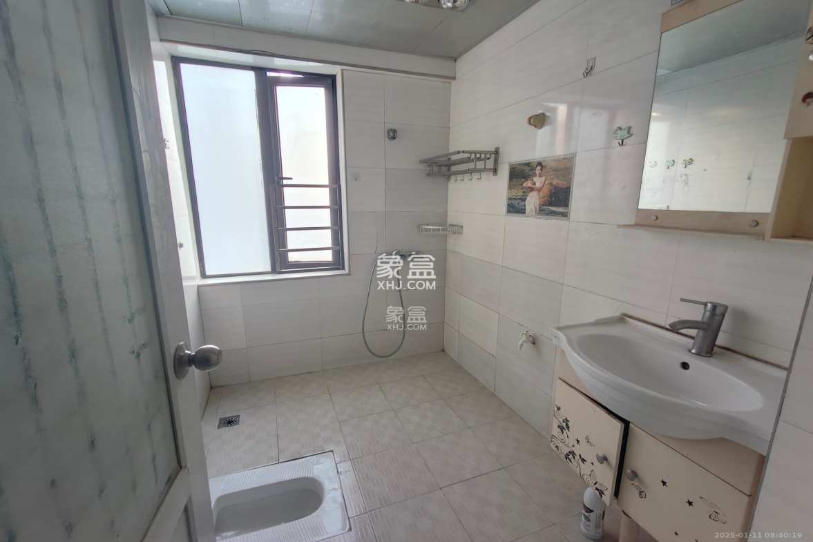 名富公寓  2室1厅1卫    2500.0元/月 名富公寓  2室1厅1卫    2500.0元/月室内图