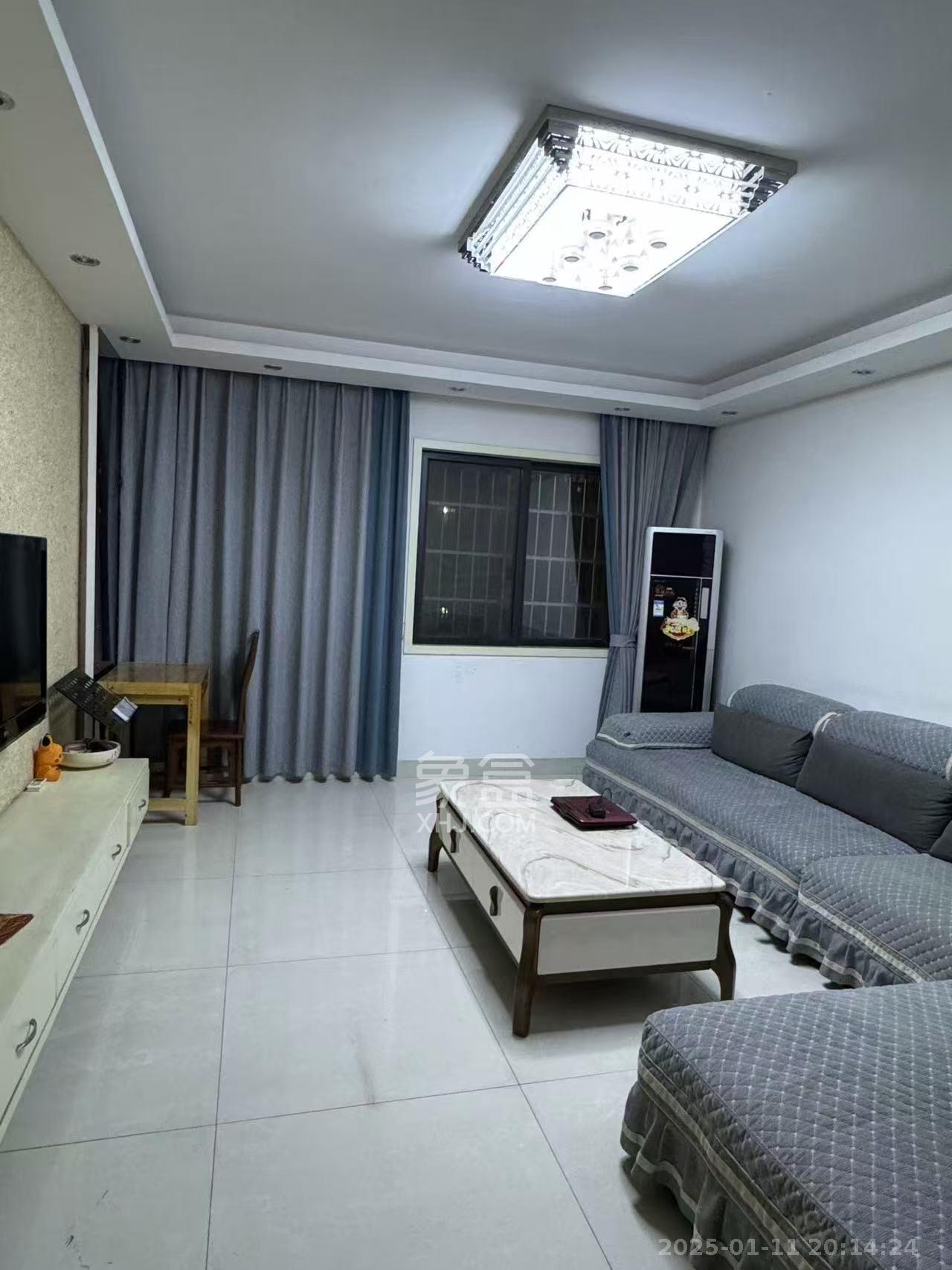 嘉宇盛世华章 3室2厅2卫 3200.0元/月 嘉宇盛世华章 3室2厅2卫 3200.0元/月室内图