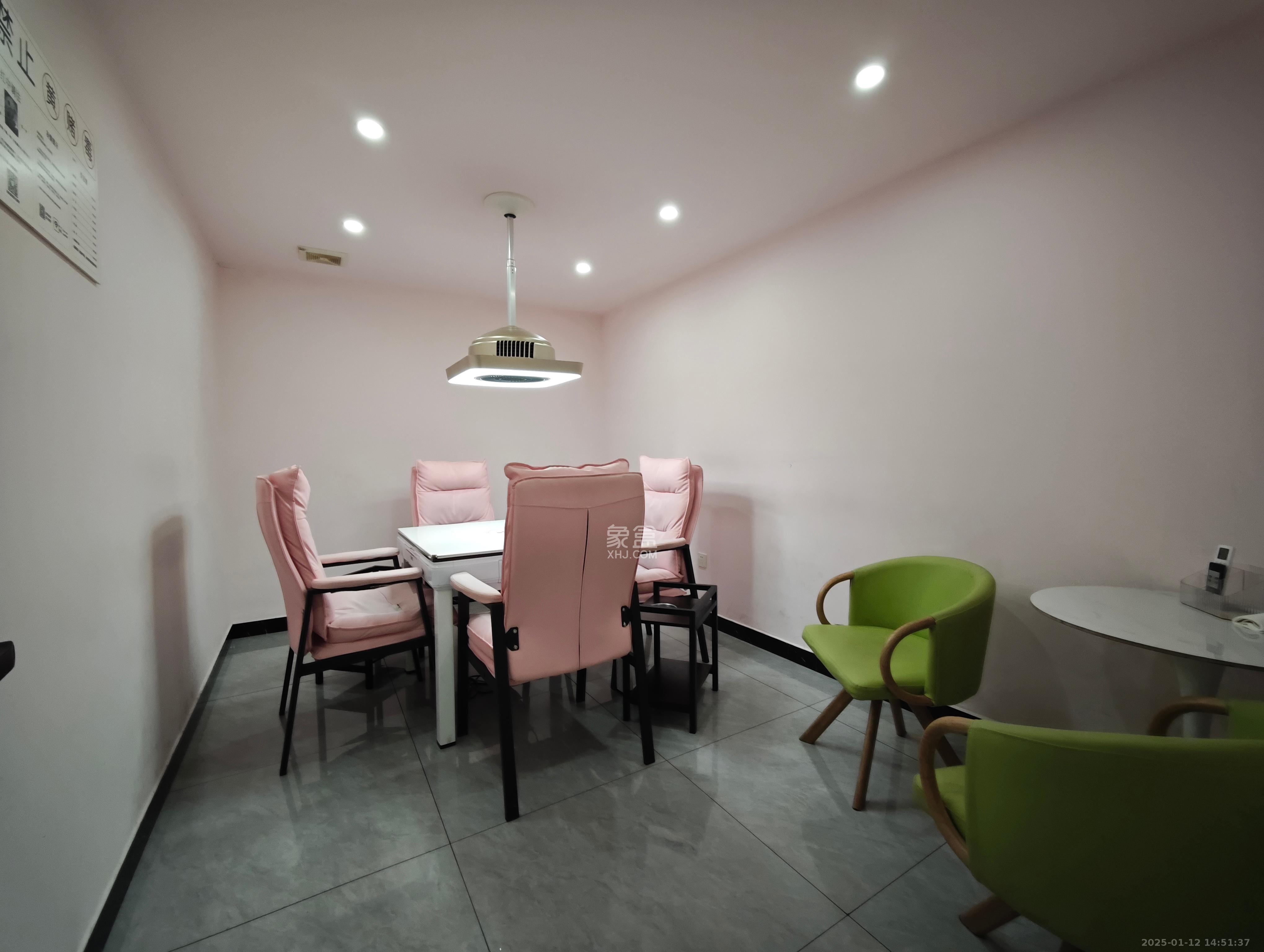 新时代广场  7室1厅2卫    5300.0元/月室内图