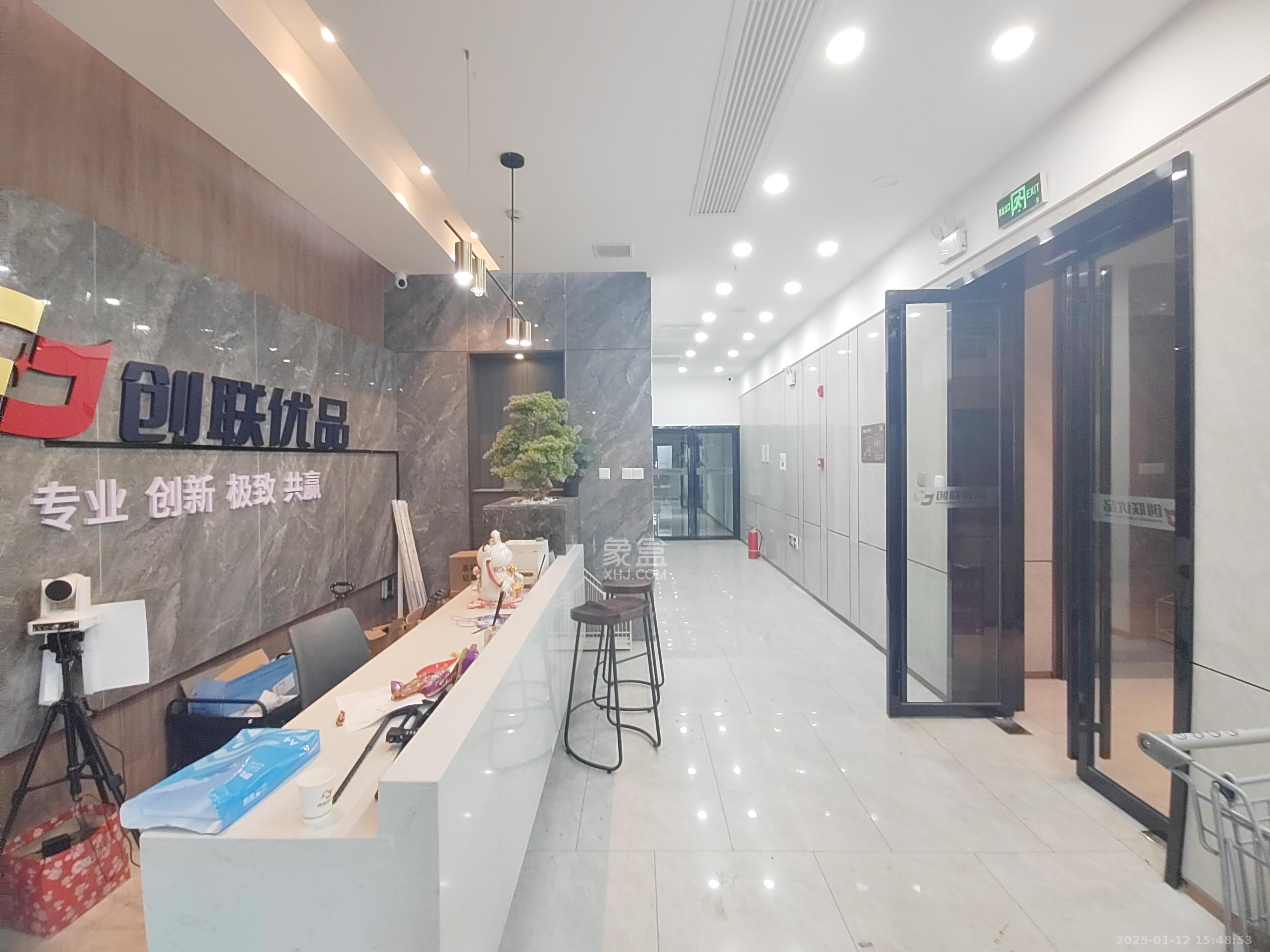 中一鲲出(鲲鹏府) 5室1厅1卫 22000.0元/月 中一鲲出(鲲鹏府) 5室1厅1卫 22000.0元/月室内图