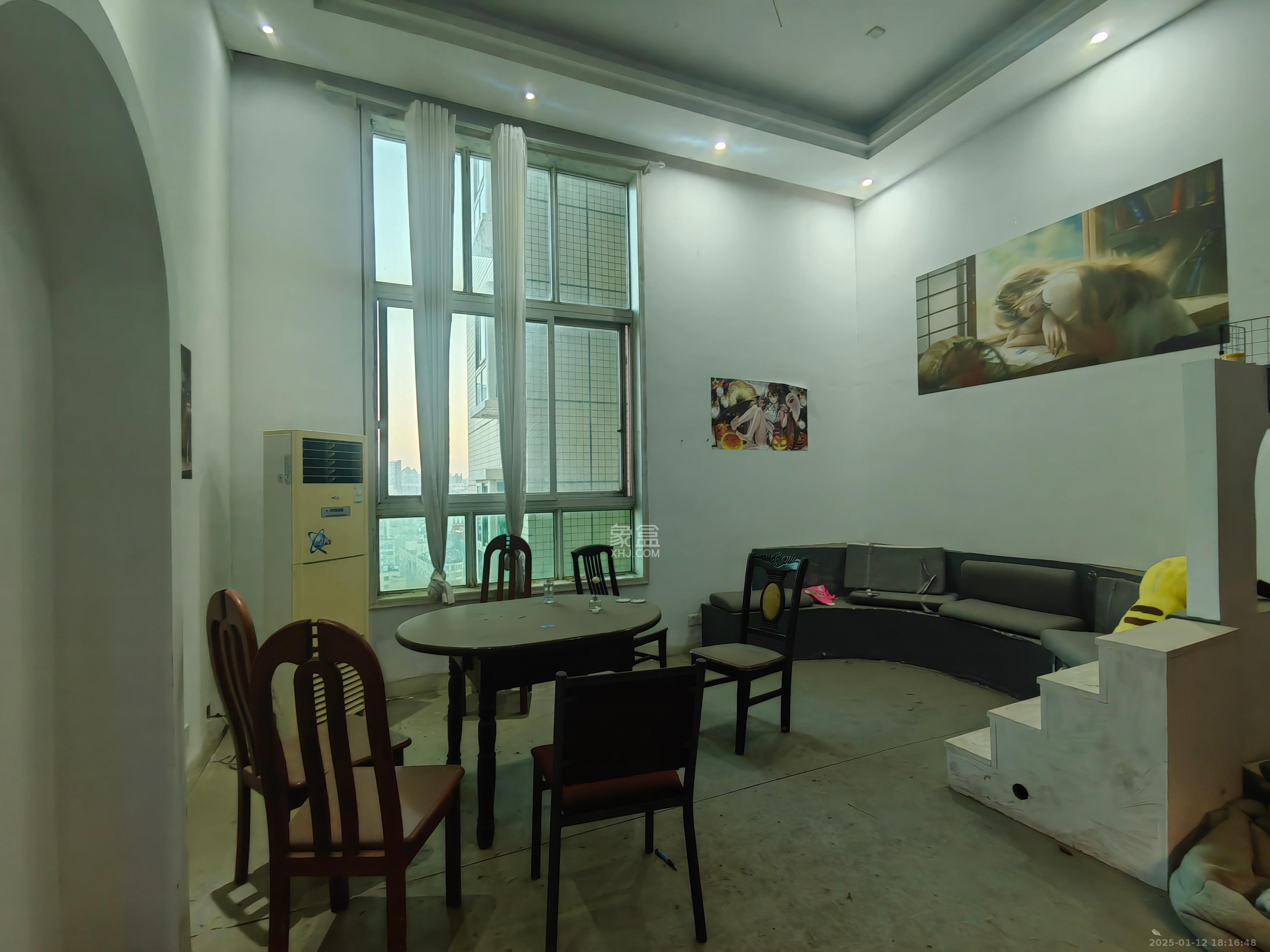 兴威名城 5室2厅3卫 6000.0元/月 兴威名城 5室2厅3卫 6000.0元/月室内图