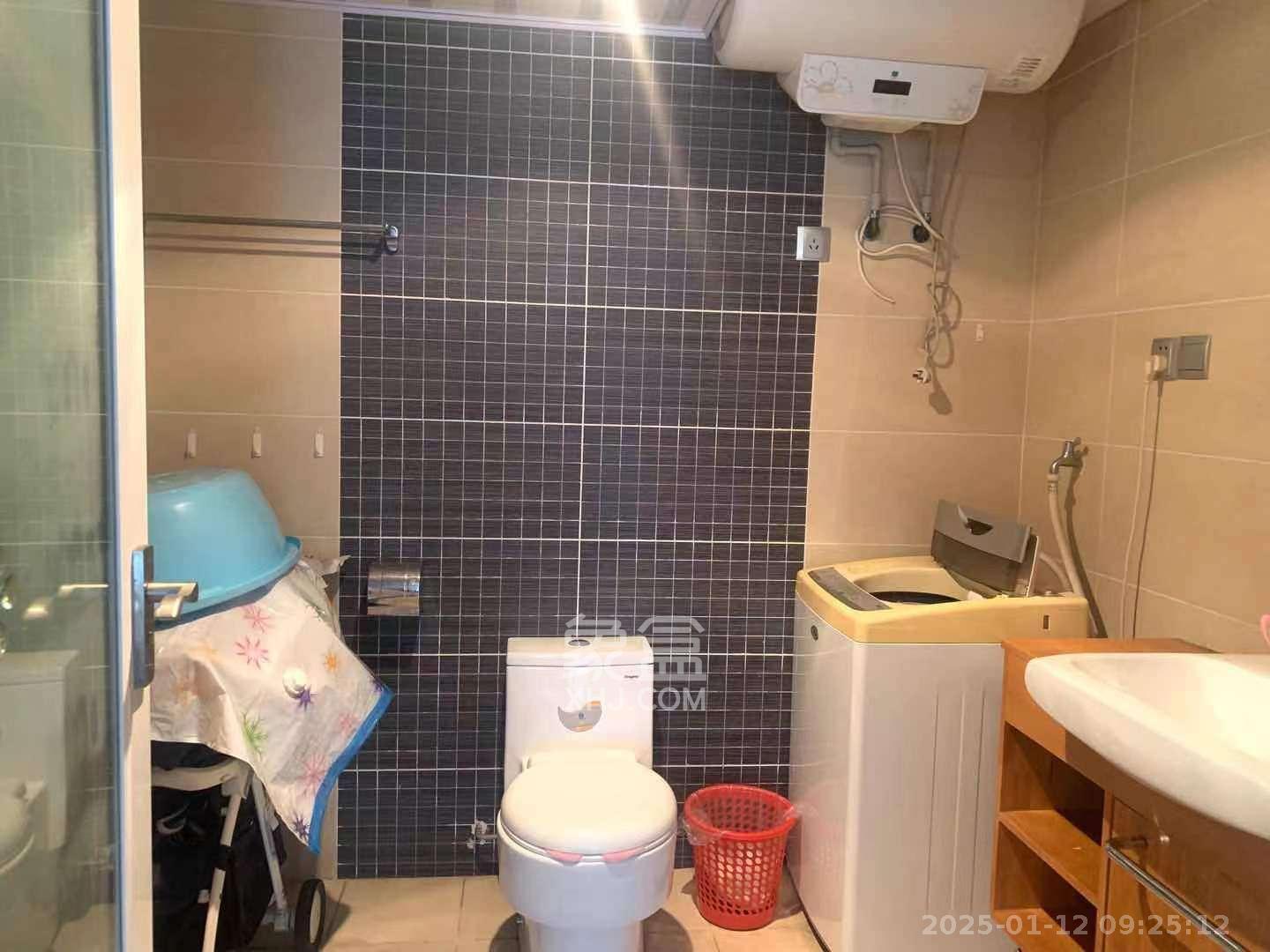 长沙紫金苑 3室2厅2卫 4200.0元/月 长沙紫金苑 3室2厅2卫 4200.0元/月室内图