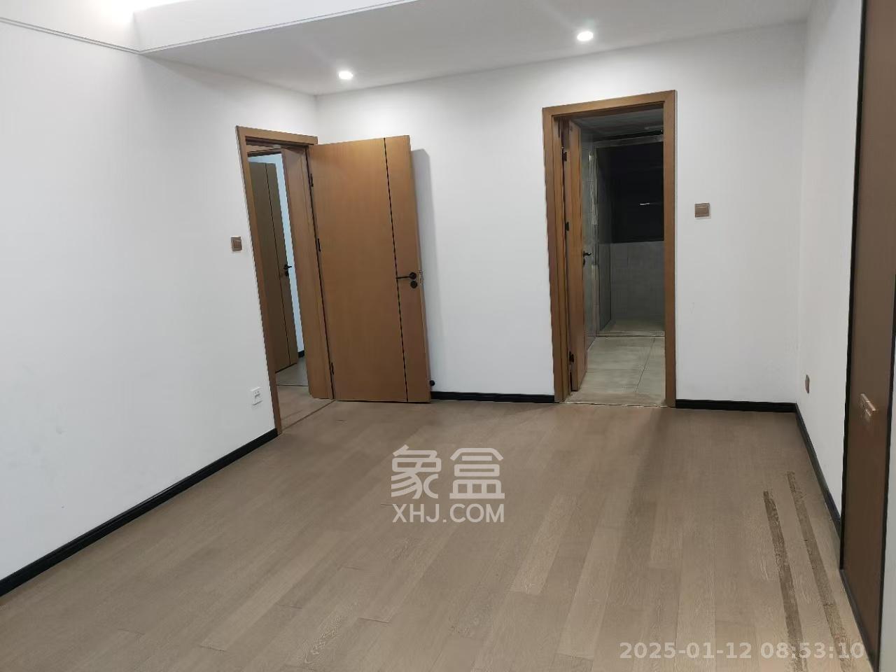 润和长郡（润和紫郡二三期）  3室2厅2卫   2400.00元/月户型图