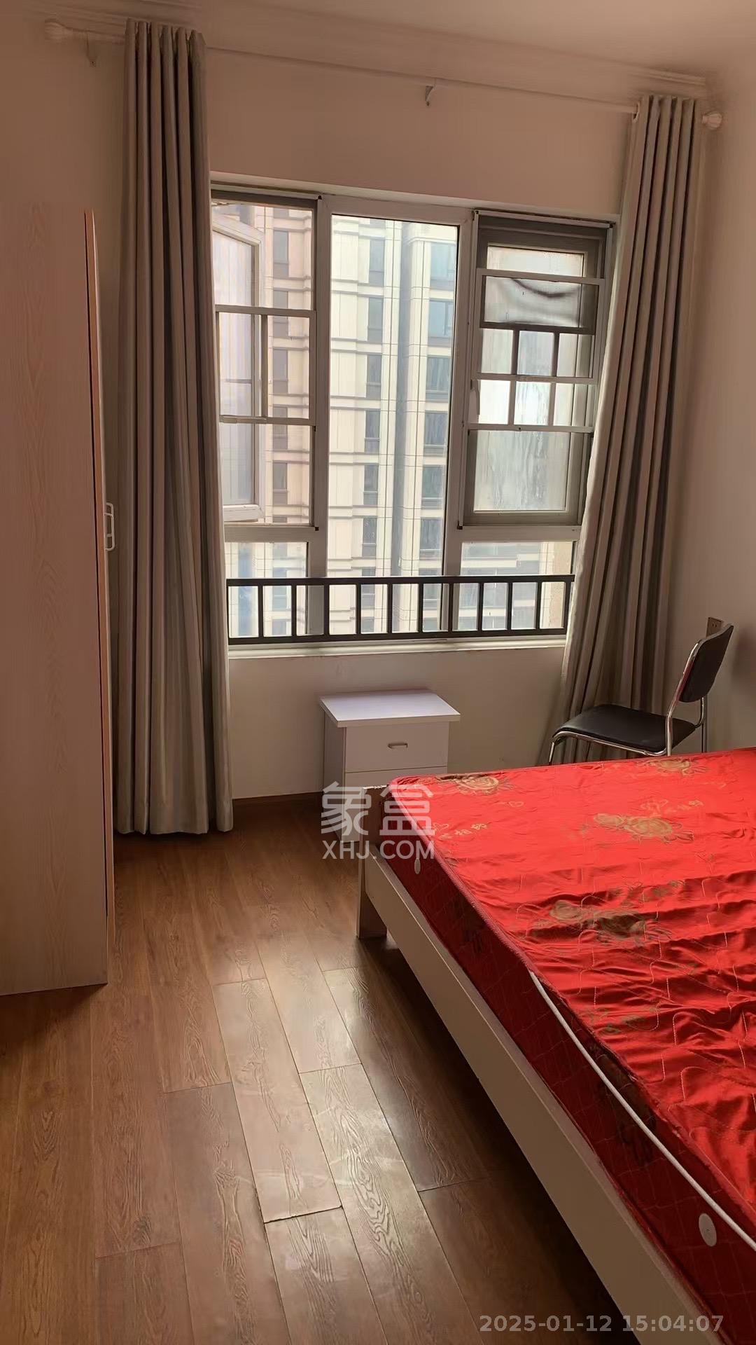 绿地之窗 1室2厅0卫 2500.0元/月 绿地之窗 1室2厅0卫 2500.0元/月室内图