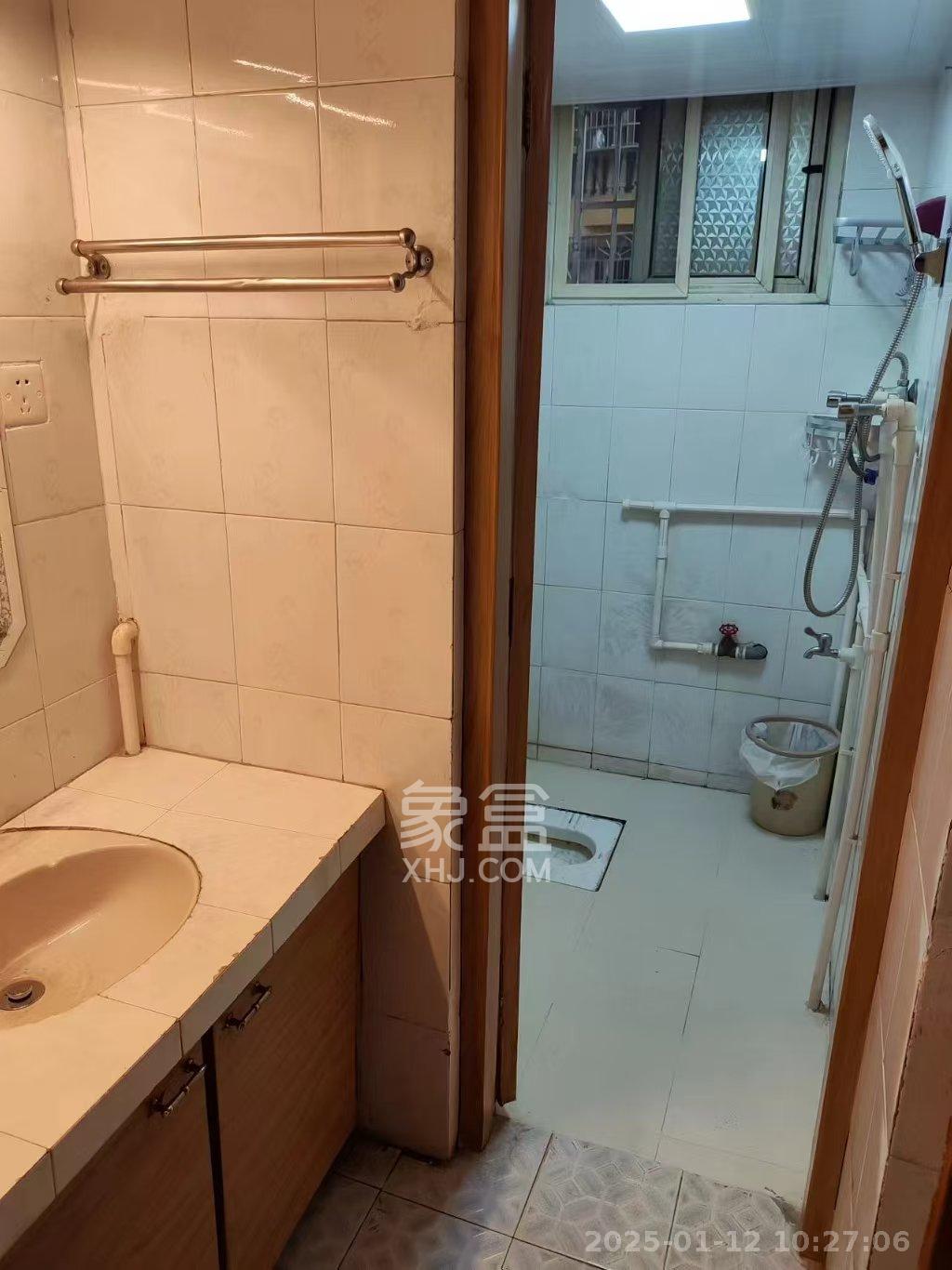 御景龙城  4室2厅1卫   1800.00元/月室内图