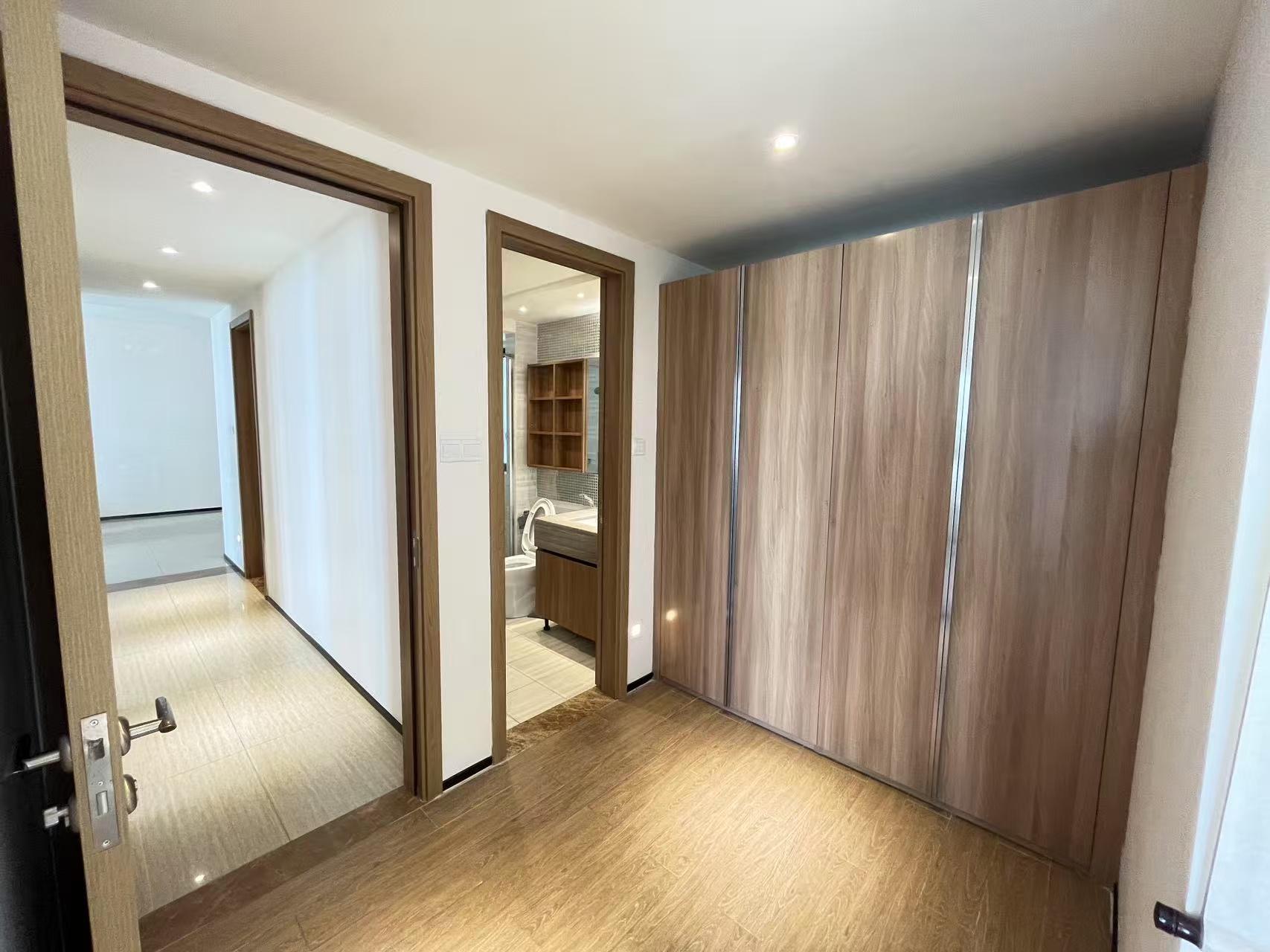 恒大美丽沙天澜湾 3室2厅2卫 260.0万 恒大美丽沙天澜湾 3室2厅2卫 260.0万室内图