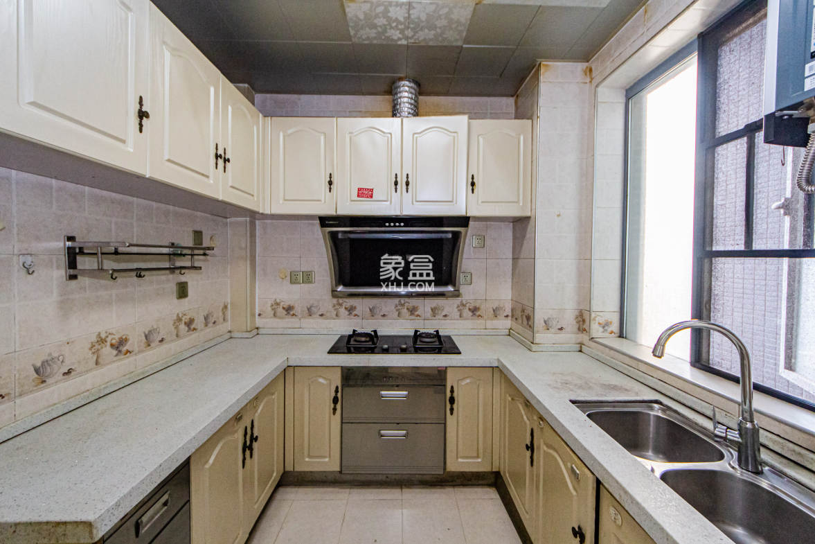 滨江君悦香邸  3室2厅1卫    98.0万 滨江君悦香邸  3室2厅1卫    98.0万其他