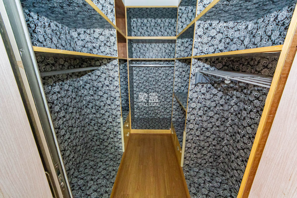 滨江君悦香邸  3室2厅1卫    98.0万 滨江君悦香邸  3室2厅1卫    98.0万其他