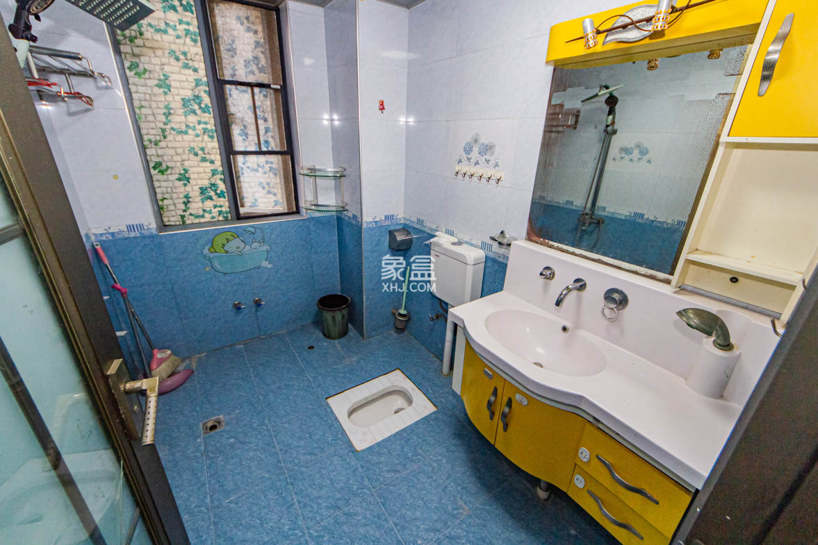 滨江君悦香邸  3室2厅1卫    98.0万 滨江君悦香邸  3室2厅1卫    98.0万卫生间