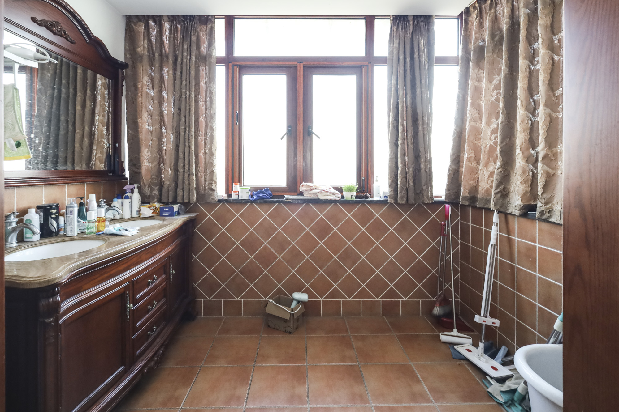 堤亚纳湾(深业沙河城) 3室2厅2卫 128.0万 堤亚纳湾(深业沙河城) 3室2厅2卫 128.0万其他