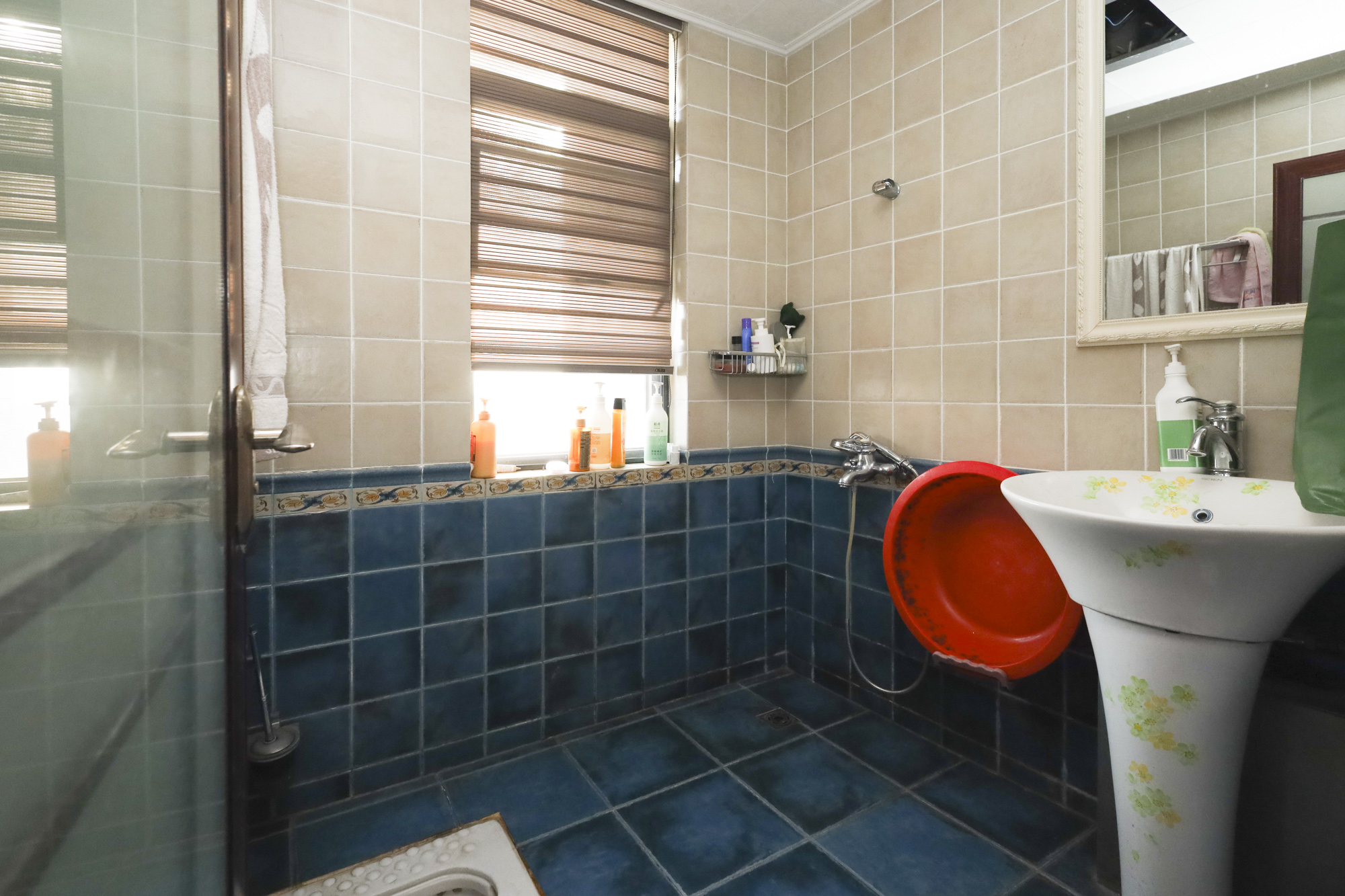 堤亚纳湾(深业沙河城) 3室2厅2卫 128.0万 堤亚纳湾(深业沙河城) 3室2厅2卫 128.0万卫生间