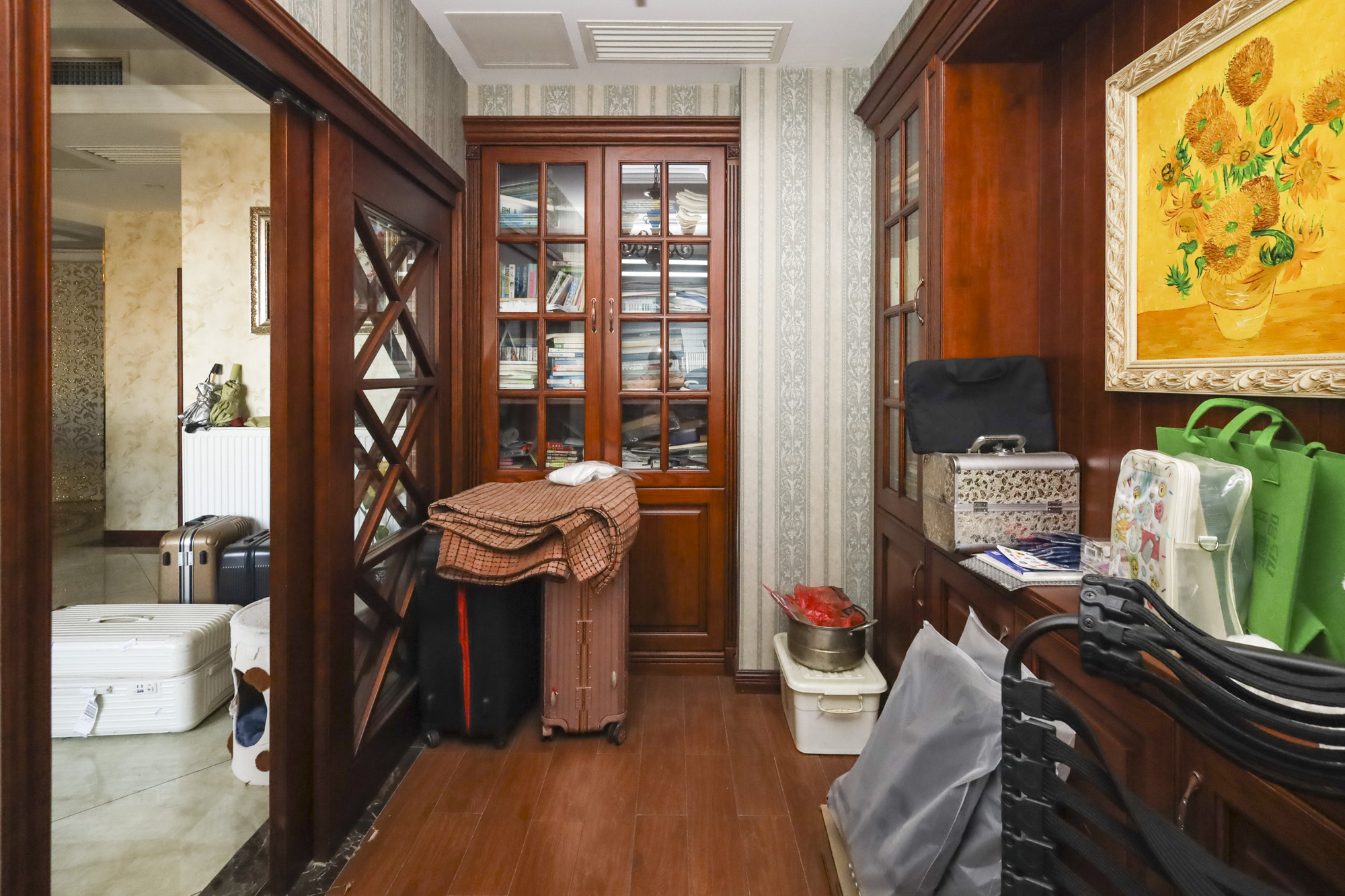 堤亚纳湾(深业沙河城) 3室2厅2卫 128.0万 堤亚纳湾(深业沙河城) 3室2厅2卫 128.0万卧室