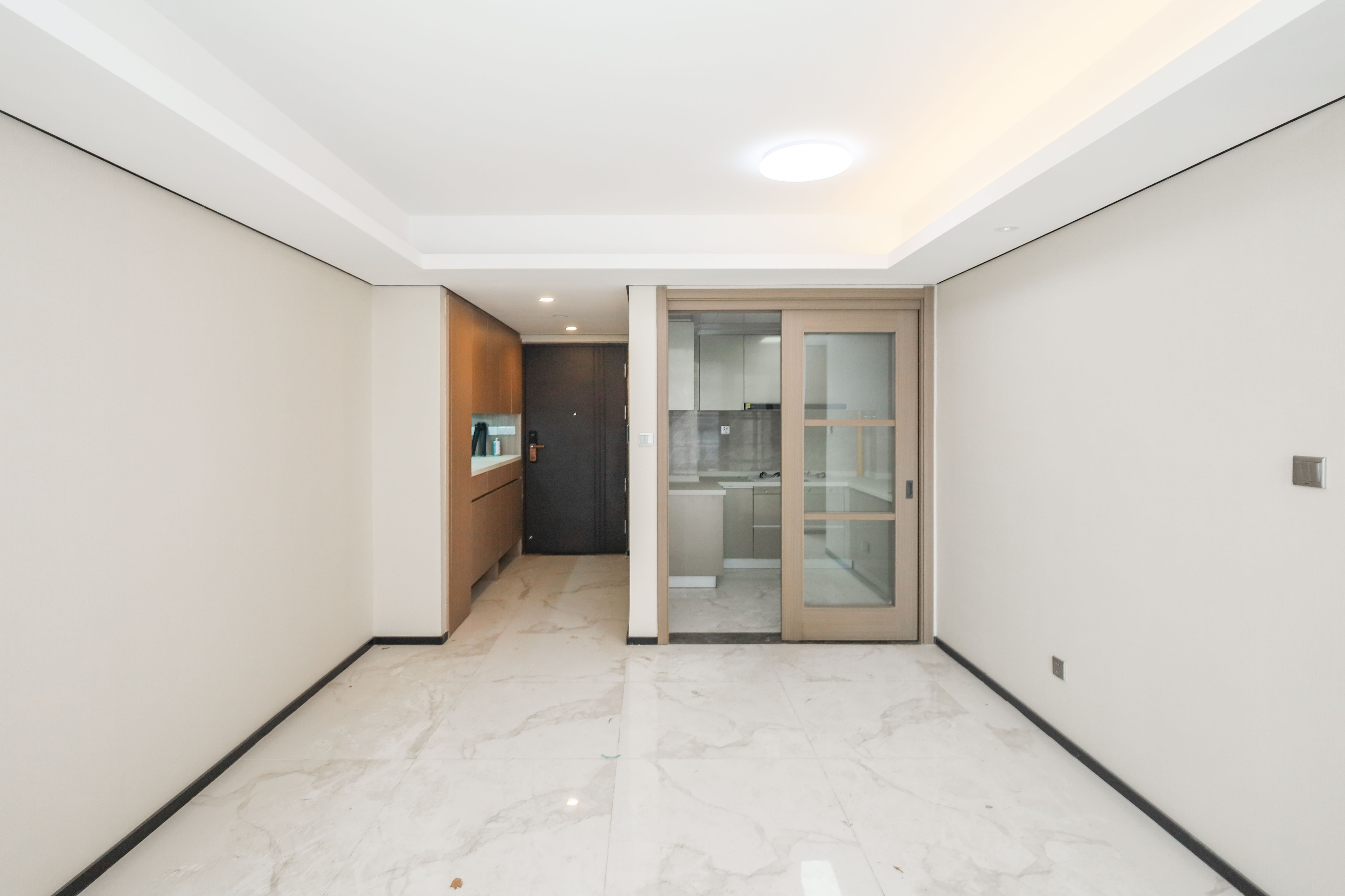 中海麓山境北区 3室2厅2卫 135.0万 中海麓山境北区 3室2厅2卫 135.0万客厅