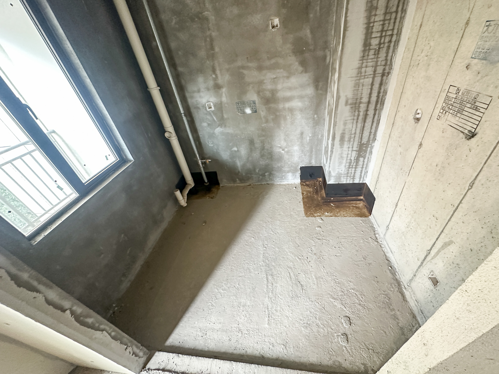 润和湘江天地E区 4室2厅2卫 170.0万 润和湘江天地E区 4室2厅2卫 170.0万厨房