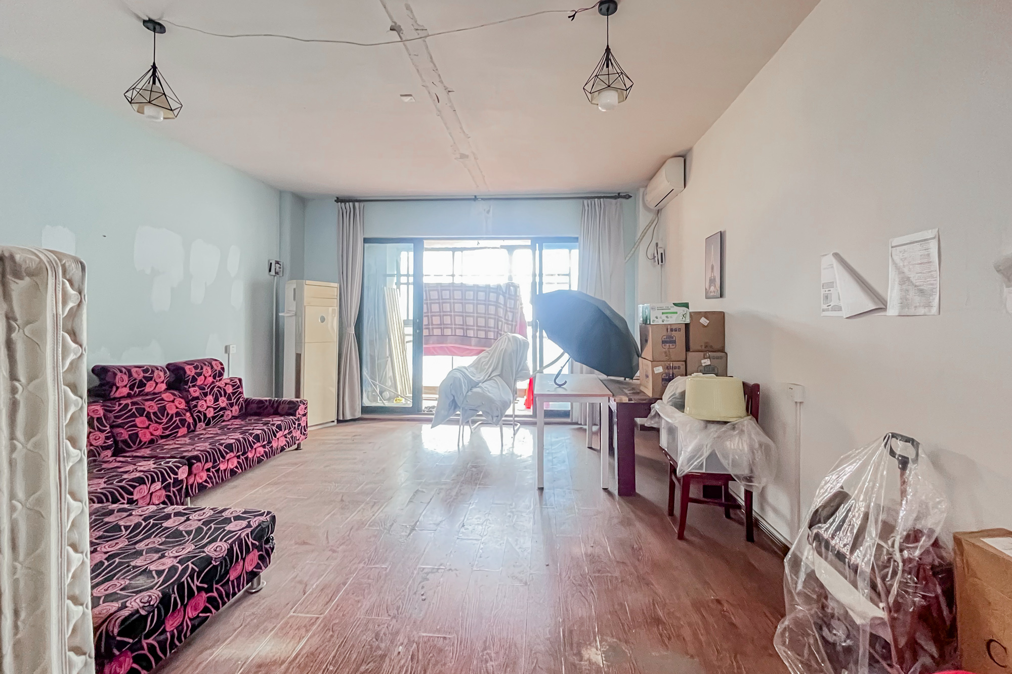 西山汇景一、二期  4室2厅2卫    239.0万 西山汇景一、二期  4室2厅2卫    239.0万