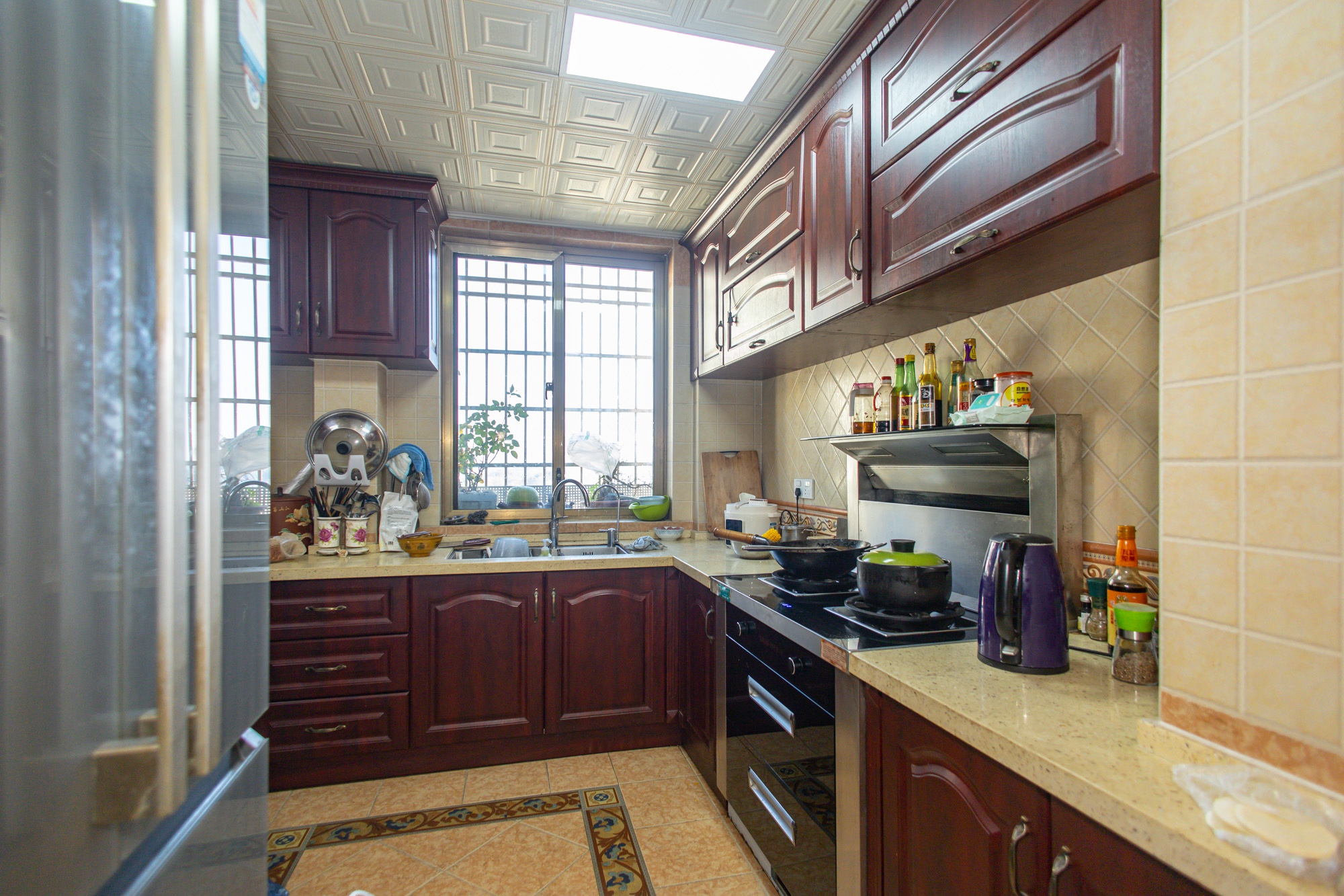 碧桂园威尼斯城 3室2厅2卫 88.6万 碧桂园威尼斯城 3室2厅2卫 88.6万厨房