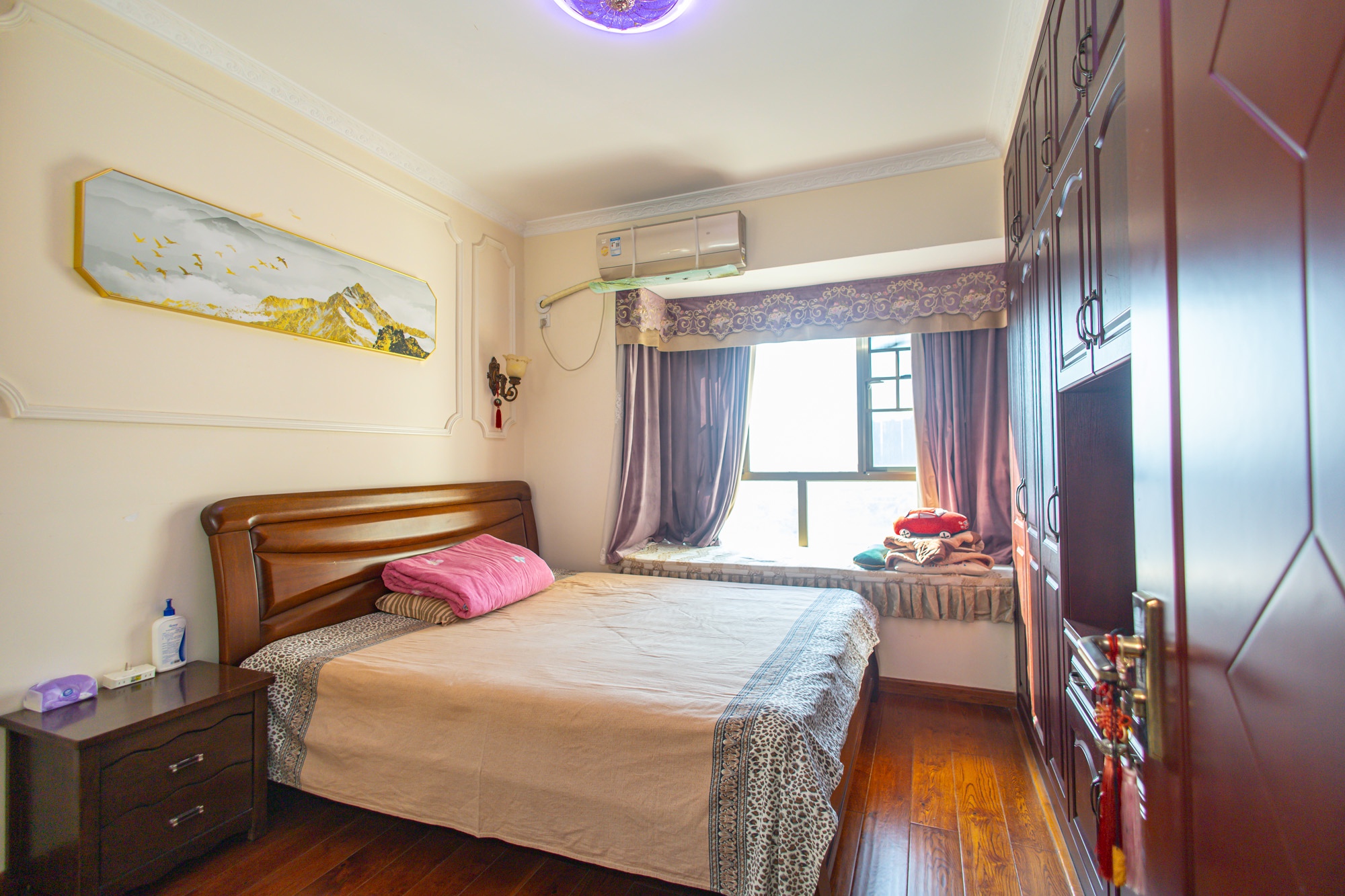 碧桂园威尼斯城 3室2厅2卫 88.6万 碧桂园威尼斯城 3室2厅2卫 88.6万卧室