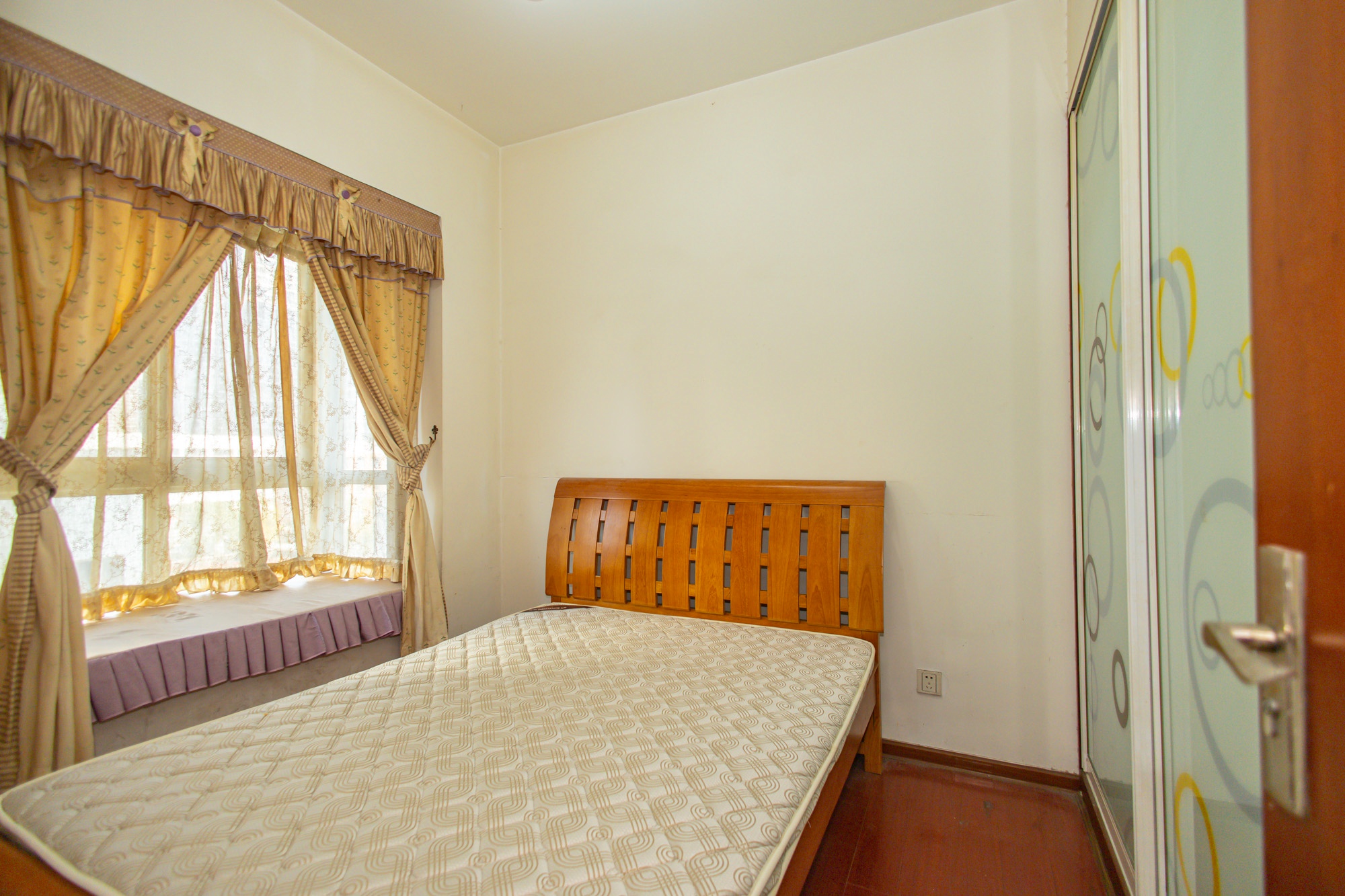 开源鑫景 3室2厅2卫 65.0万 开源鑫景 3室2厅2卫 65.0万卧室