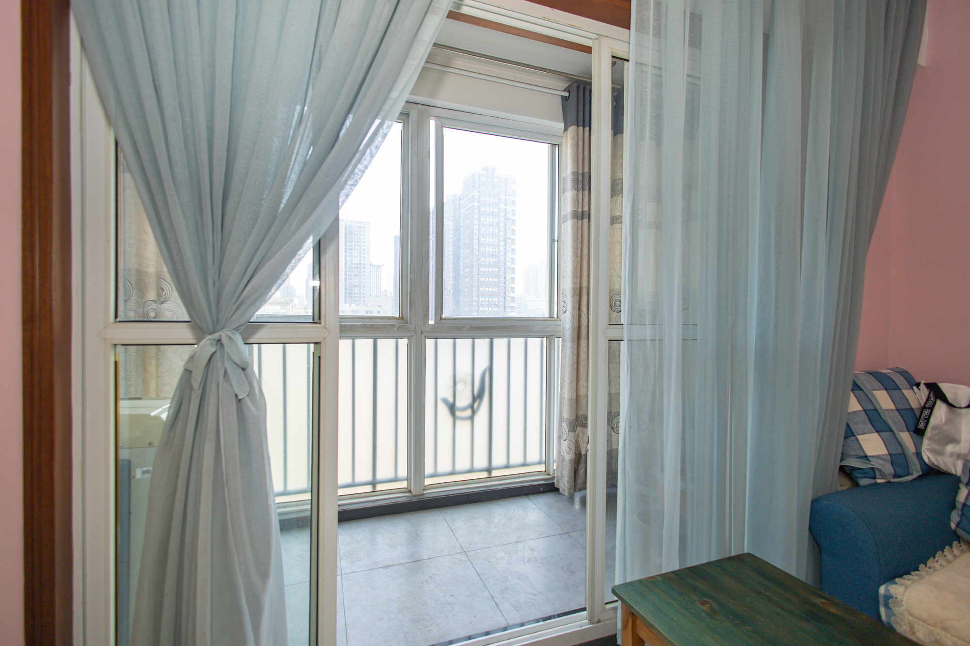 开源鑫景 3室2厅2卫 65.0万 开源鑫景 3室2厅2卫 65.0万阳台