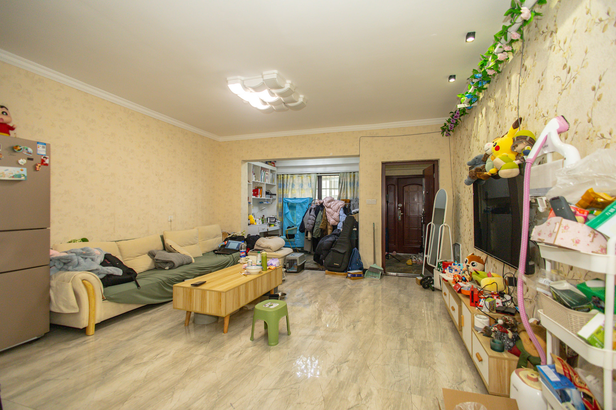 新长海广场  3室1厅1卫    43.8万 新长海广场  3室1厅1卫    43.8万客厅