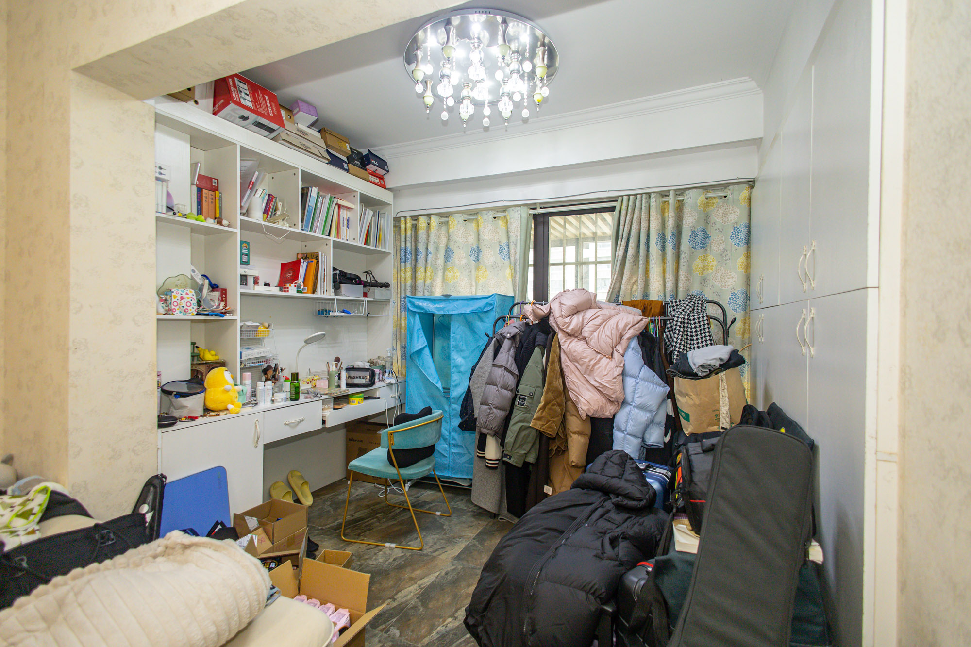 新长海广场  3室1厅1卫    43.8万 新长海广场  3室1厅1卫    43.8万卧室