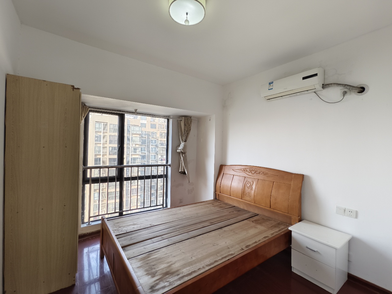 恒瑞雅园  2室1厅1卫    31.0万 恒瑞雅园  2室1厅1卫    31.0万室内图