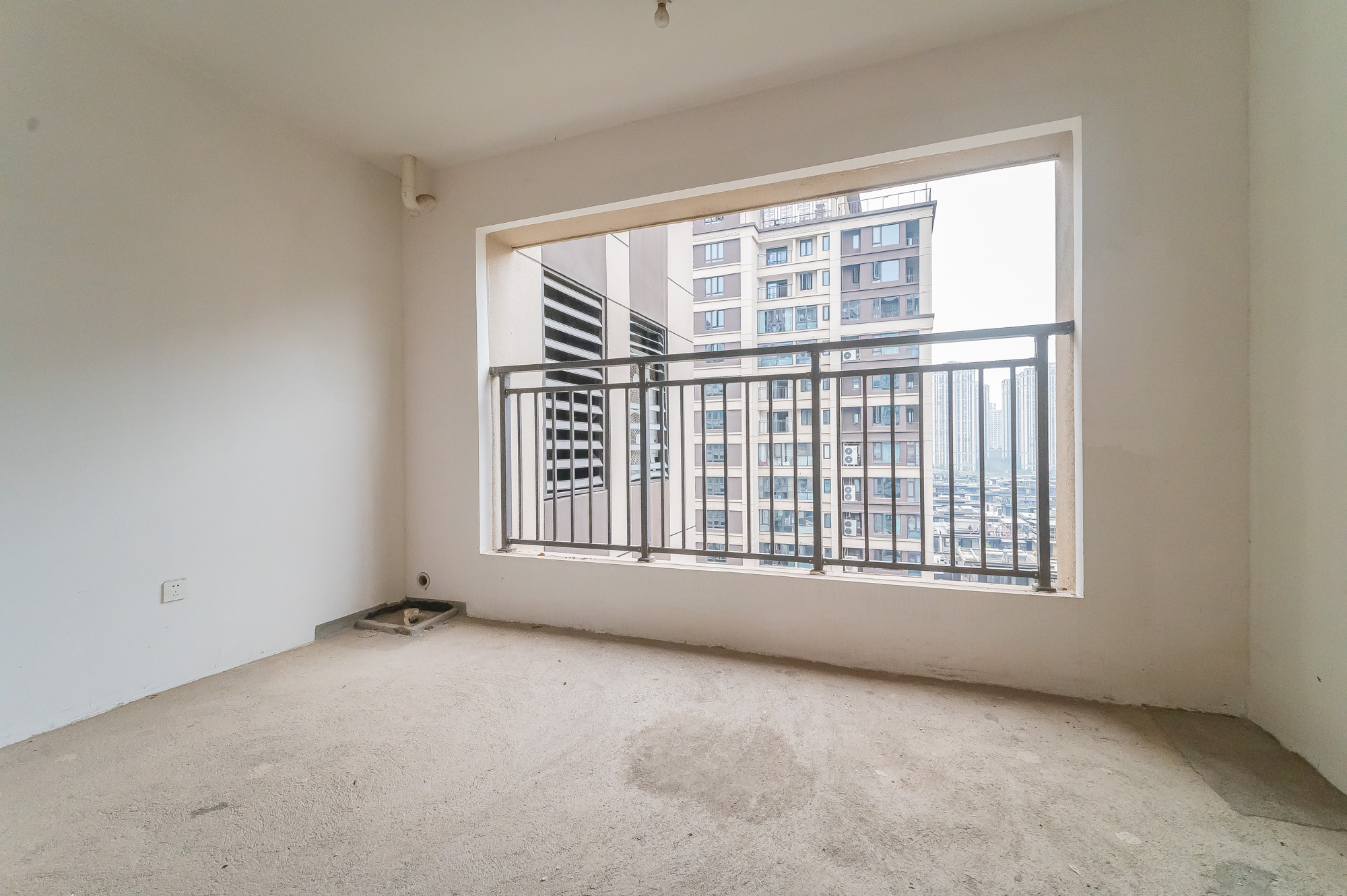 中交建发松雅院  4室2厅2卫    150.0万 中交建发松雅院  4室2厅2卫    150.0万其他