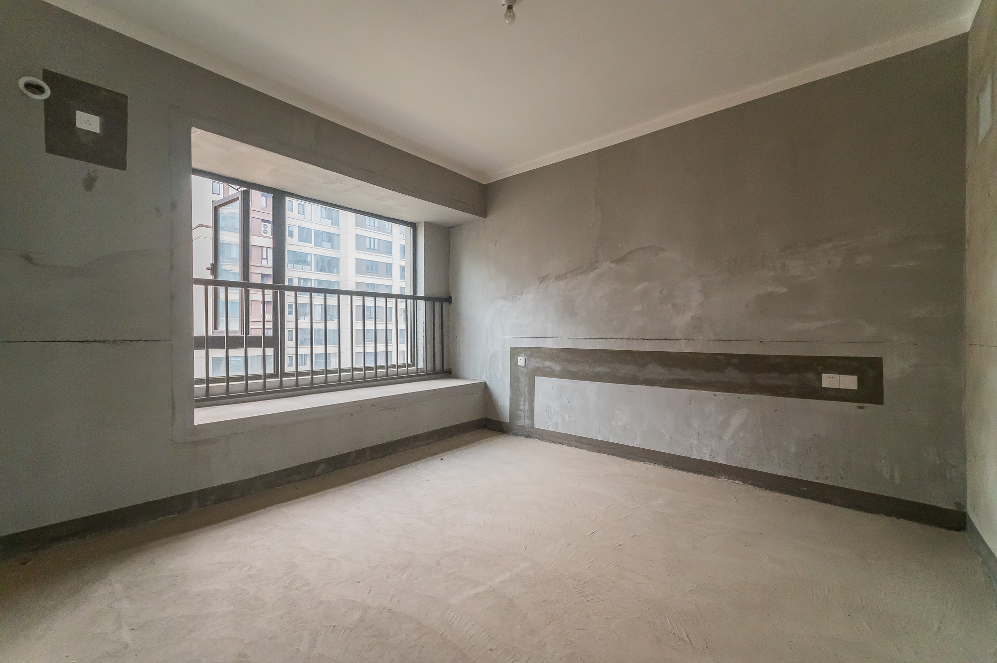 中交建发松雅院  4室2厅2卫    150.0万 中交建发松雅院  4室2厅2卫    150.0万其他