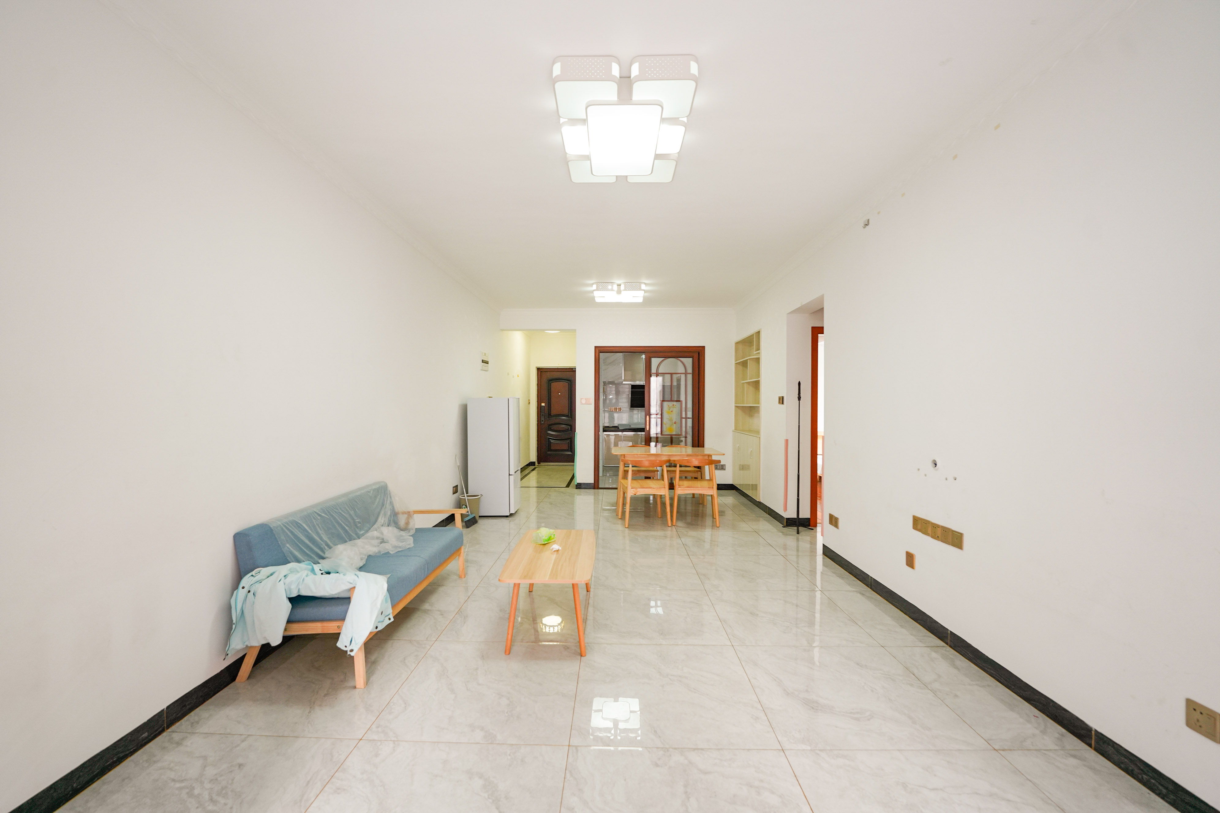 哈佛小镇(五矿哈佛小镇)  3室2厅1卫    68.0万 哈佛小镇(五矿哈佛小镇)  3室2厅1卫    68.0万客厅