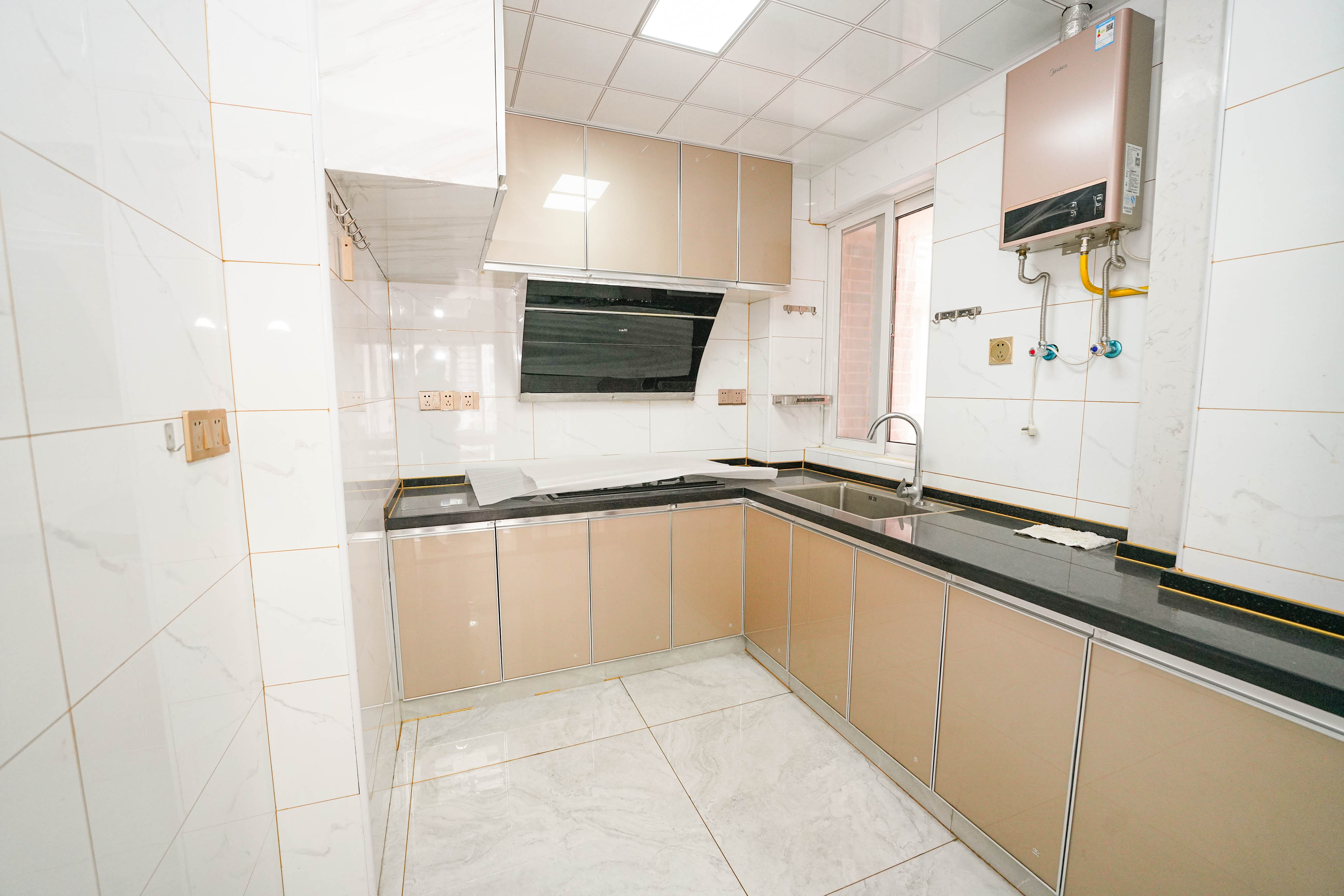 哈佛小镇(五矿哈佛小镇)  3室2厅1卫    68.0万 哈佛小镇(五矿哈佛小镇)  3室2厅1卫    68.0万其他