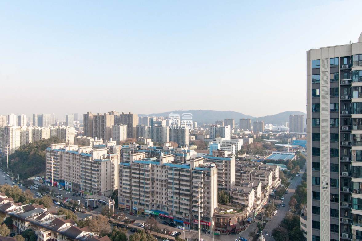 长房悦香山  4室2厅2卫    175.0万 长房悦香山  4室2厅2卫    175.0万其他