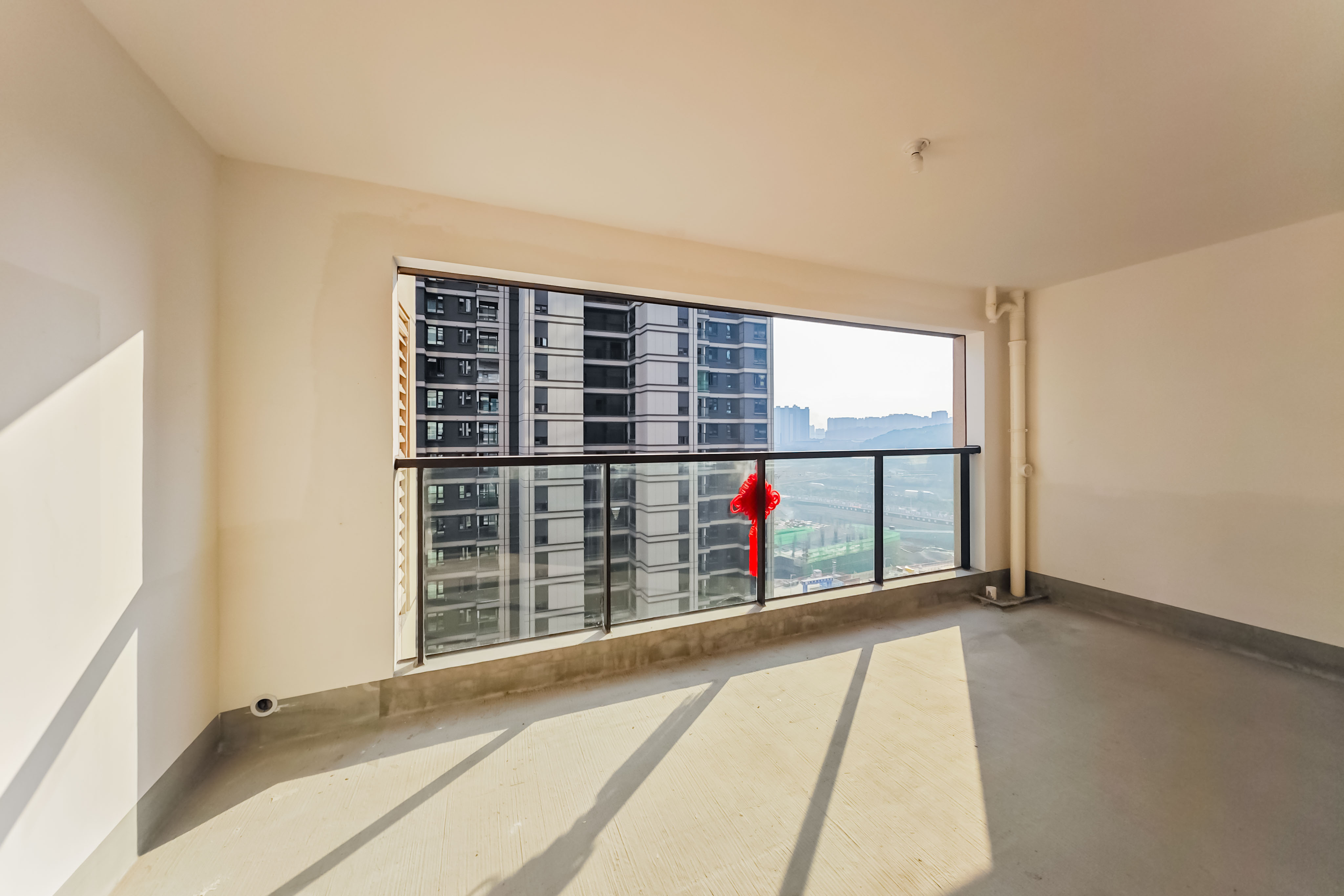 建发玖洲观澜  4室2厅2卫   215.00万其他