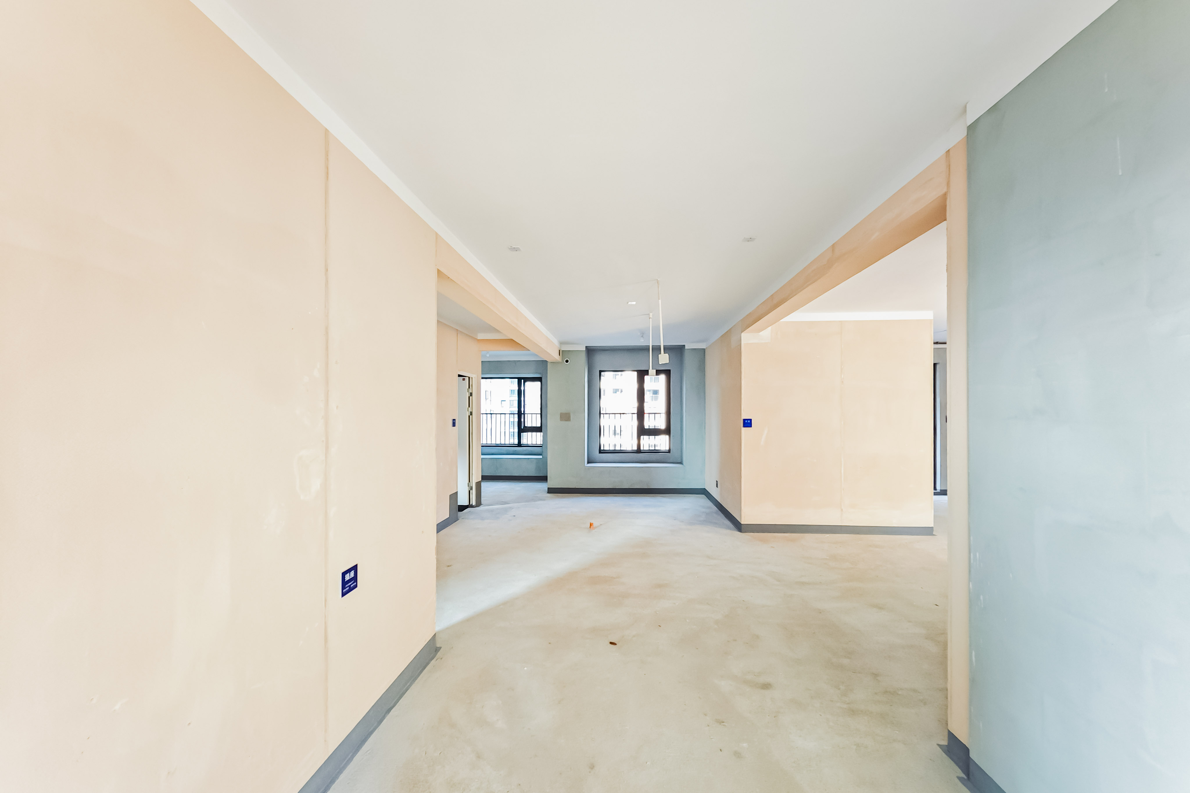 建发玖洲观澜  4室2厅2卫   215.00万其他