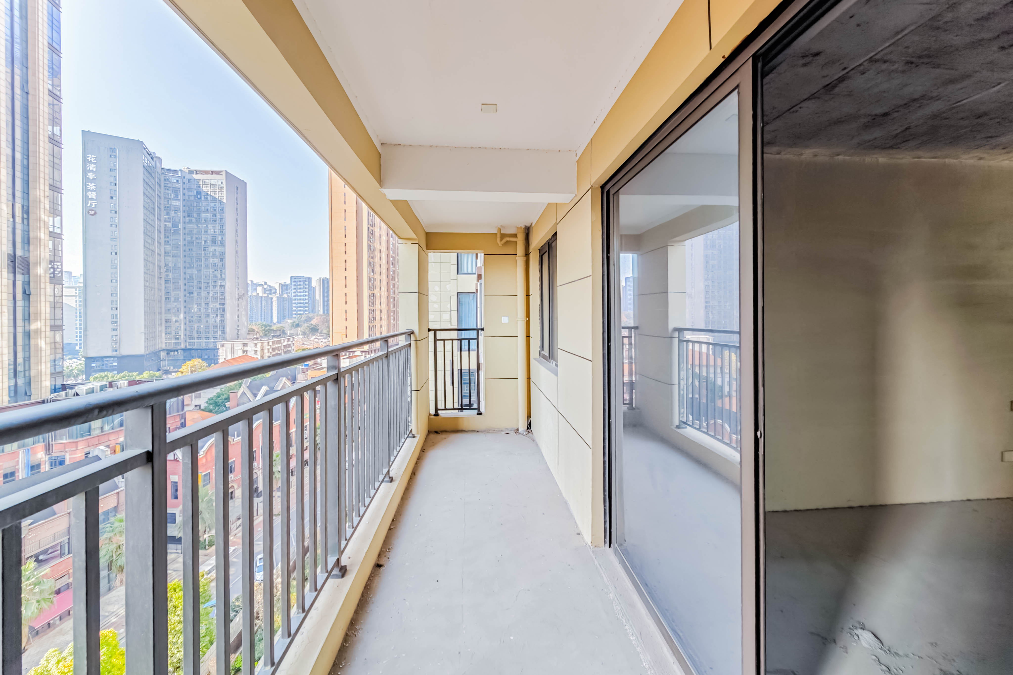 世茂璀璨天城 3室2厅2卫 165.0万 世茂璀璨天城 3室2厅2卫 165.0万其他