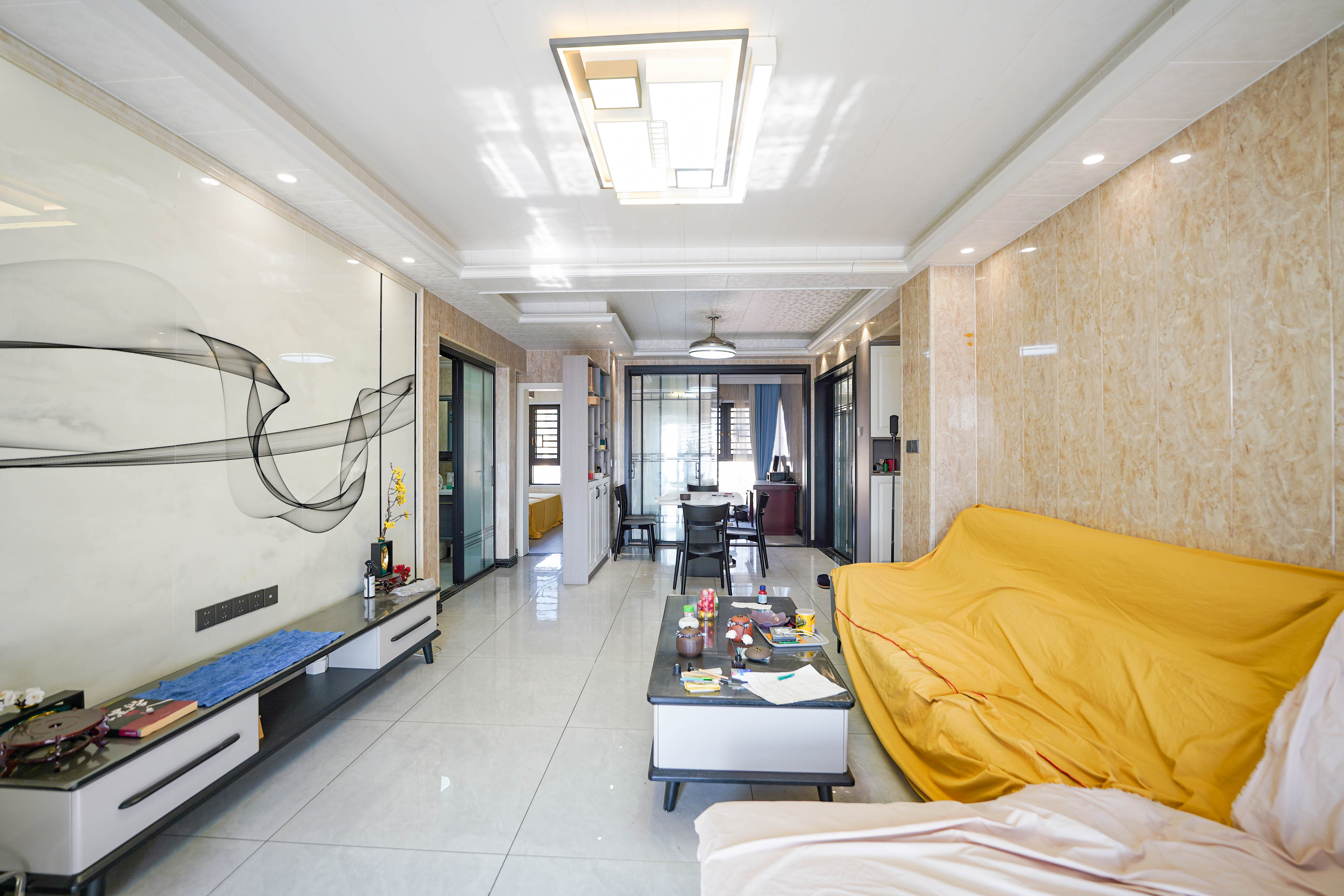 星语林南壹号  3室2厅2卫   75.00万客厅