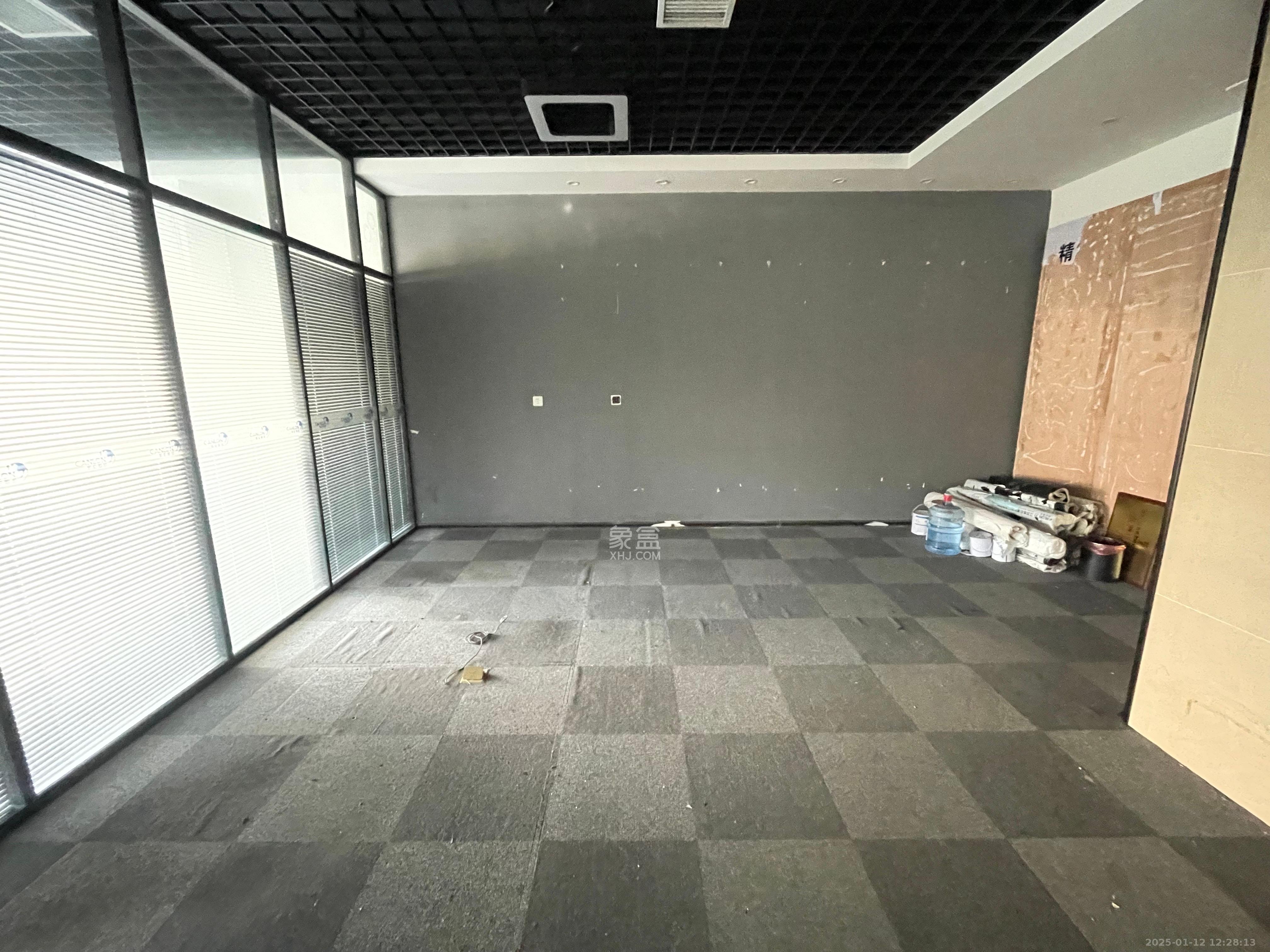 旭輝國際廣場（永升商業(yè)廣場）   112.29㎡     7500.00元/月
