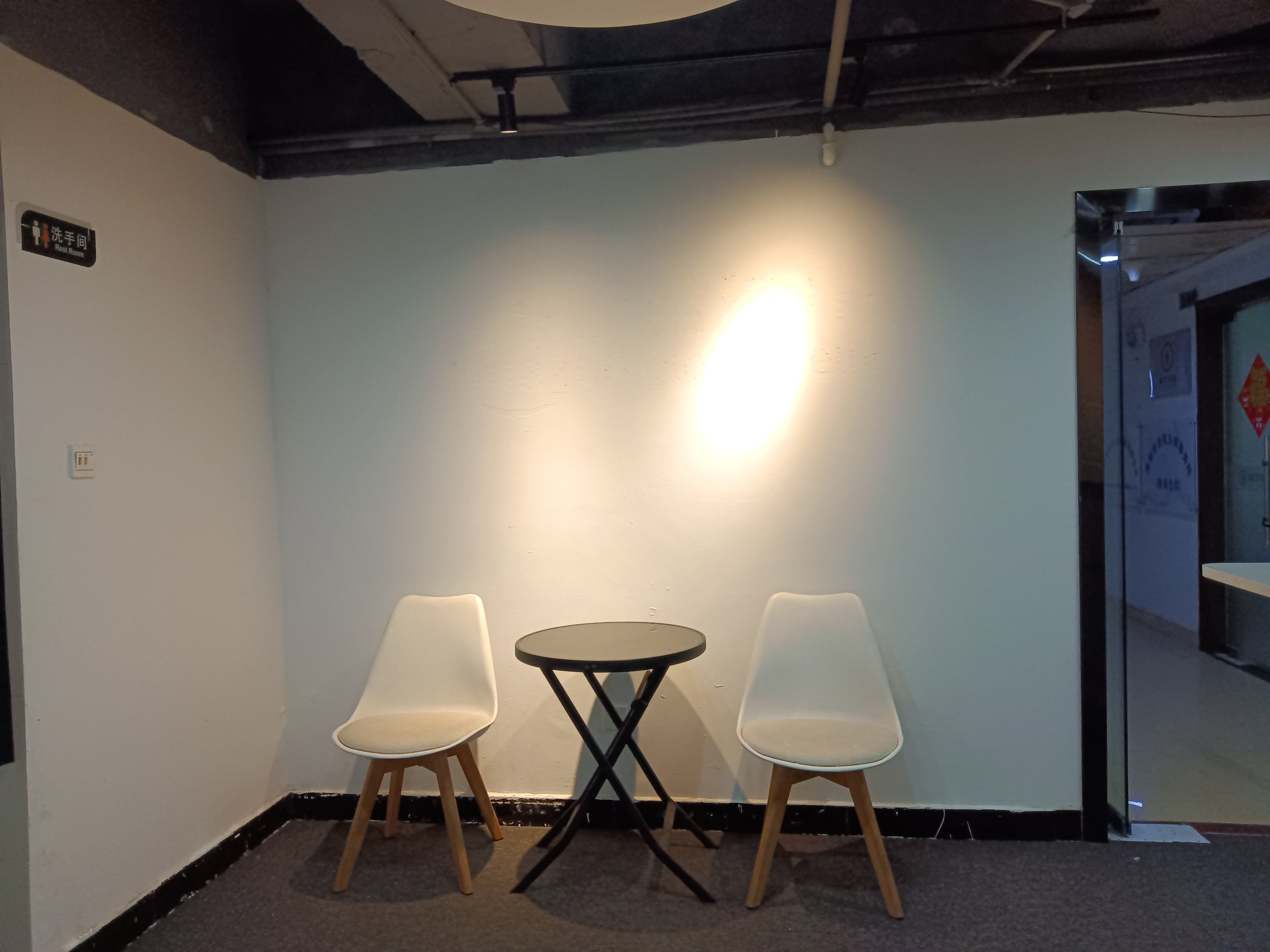 海涯大厦 1室1厅1卫 8000.0元/月 海涯大厦 1室1厅1卫 8000.0元/月室内图