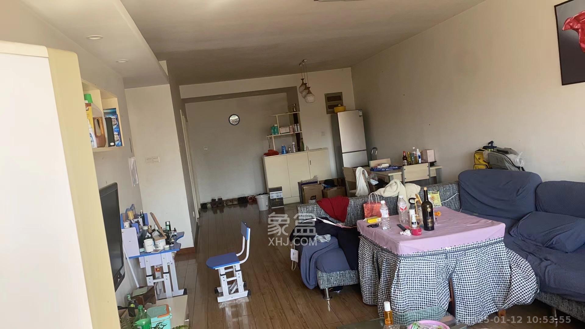 香河公寓  2室2厅1卫    2000.0元/月 香河公寓  2室2厅1卫    2000.0元/月室内图1