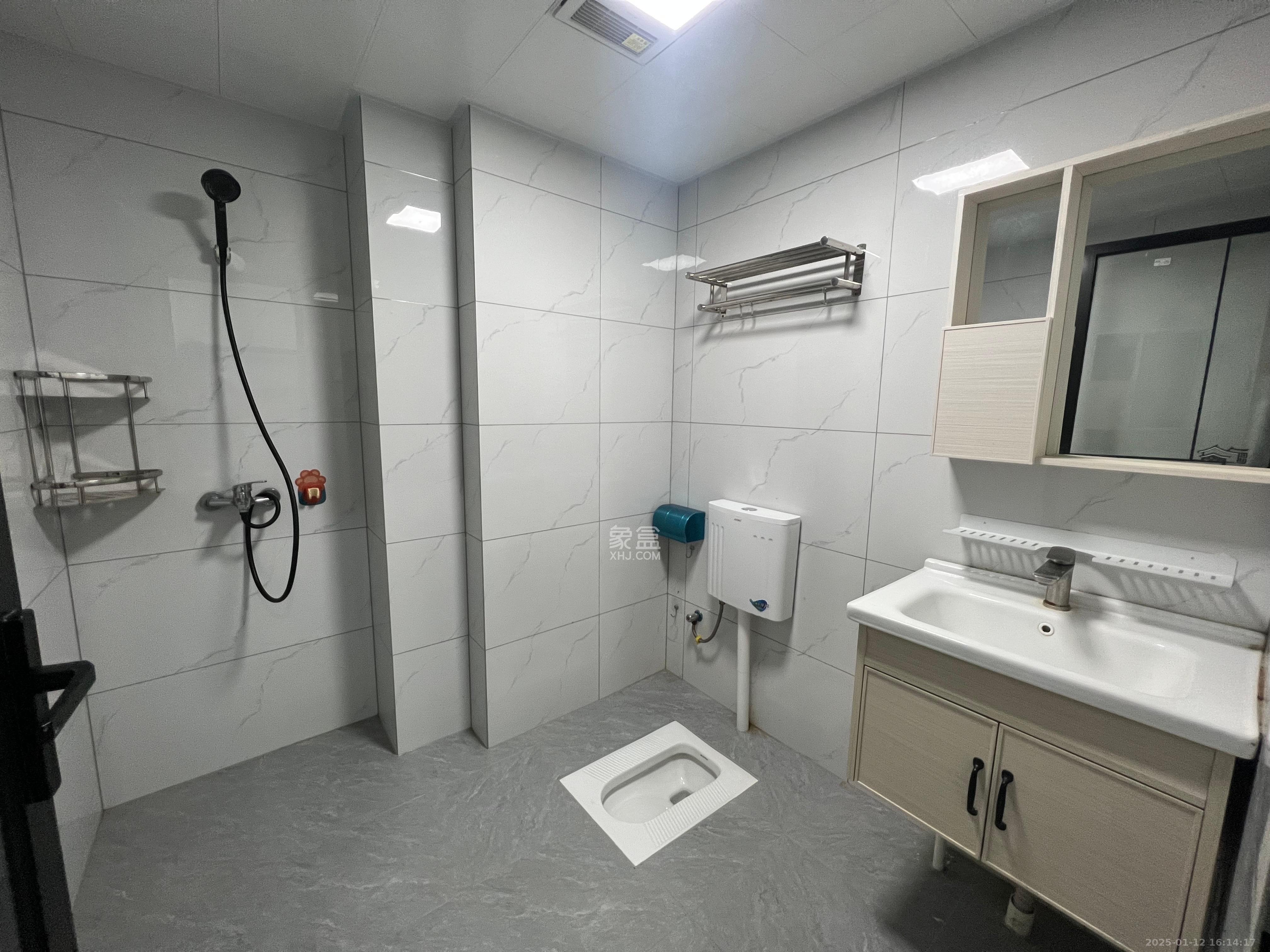 中建嘉和城 1室1厅1卫 1650.0元/月 中建嘉和城 1室1厅1卫 1650.0元/月室内图