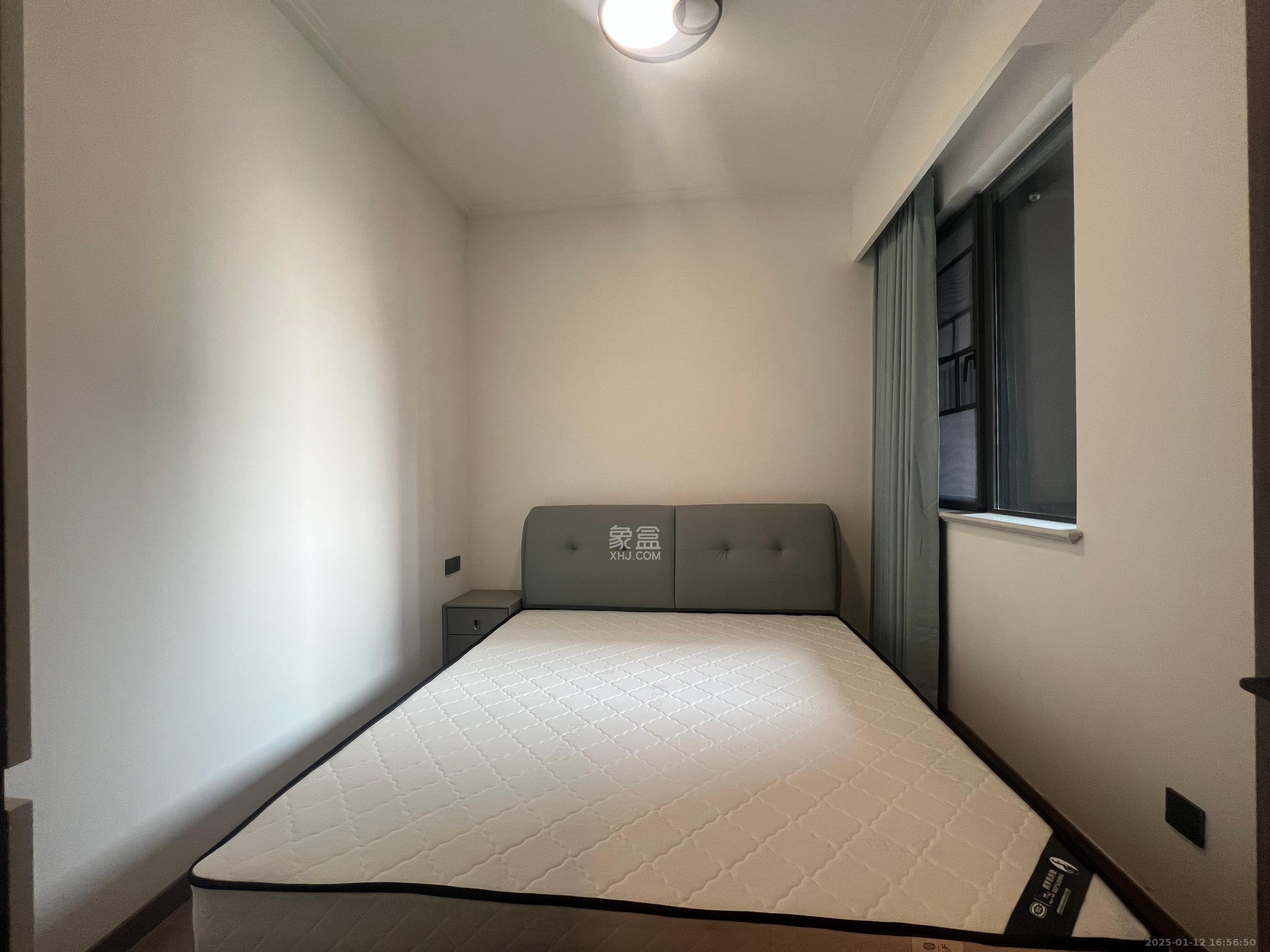 绿地V岛  3室2厅2卫   3600.00元/月室内图