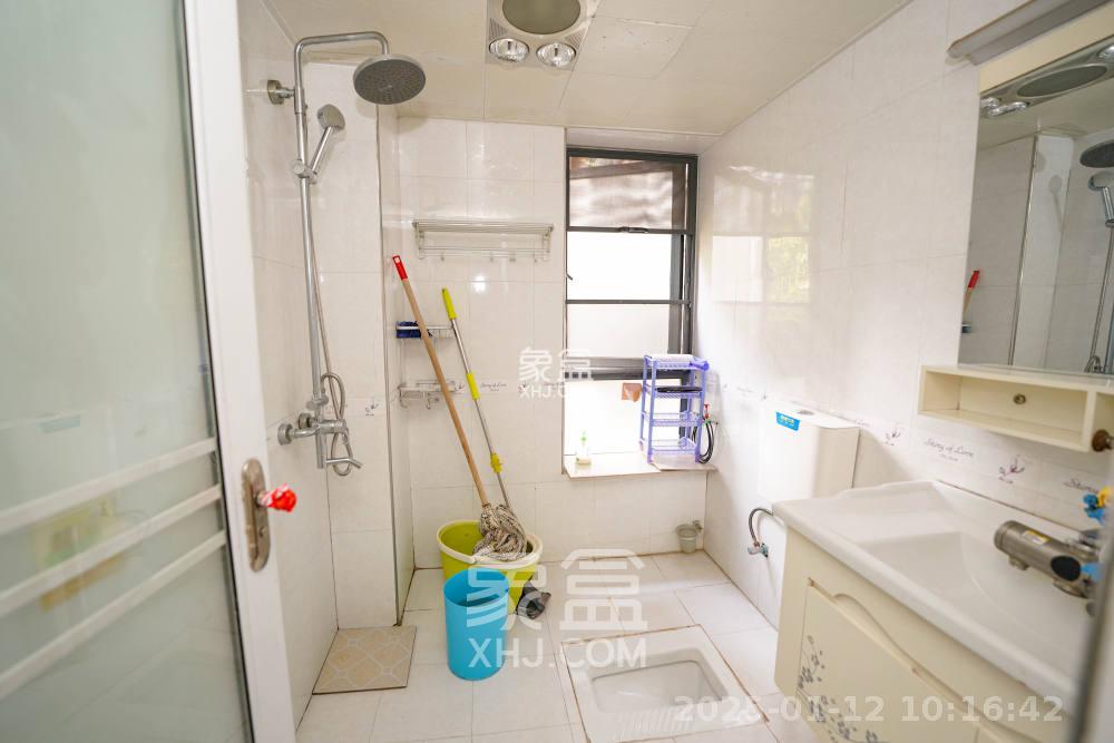 五矿紫湖香醍 3室2厅2卫 2200.0元/月 五矿紫湖香醍 3室2厅2卫 2200.0元/月室内图