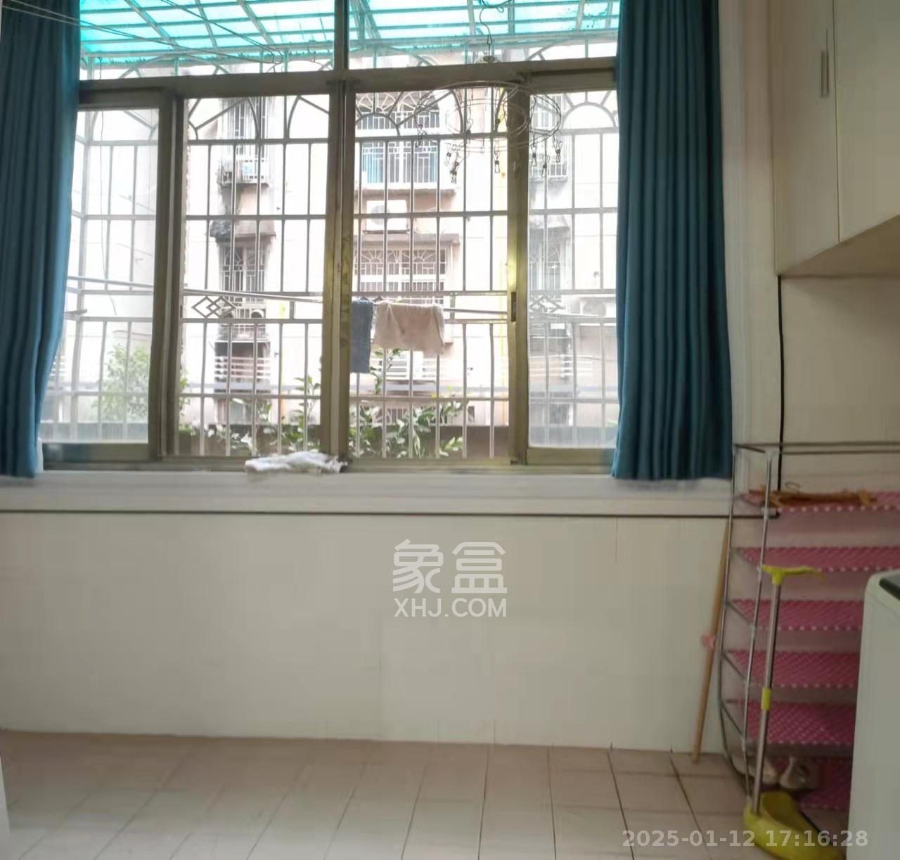 国家林业局中南林业调查规划设计院 3室2厅1卫 2500.0元/月 国家林业局中南林业调查规划设计院 3室2厅1卫 2500.0元/月室内图